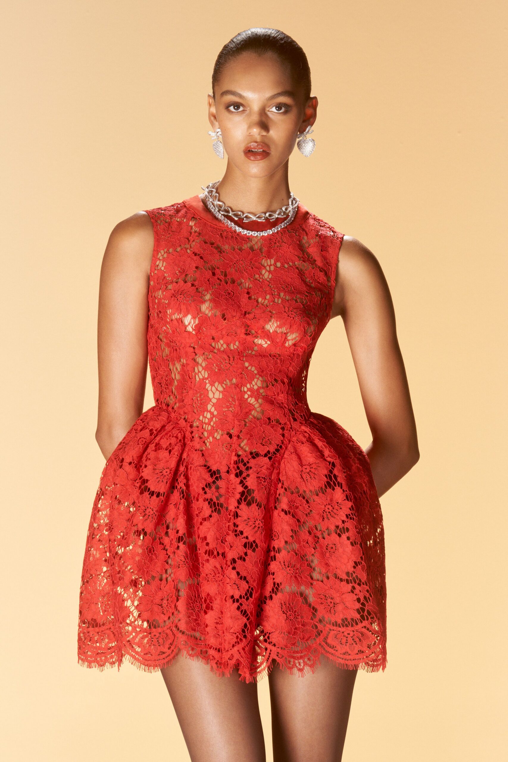 red lace sleeveless dress