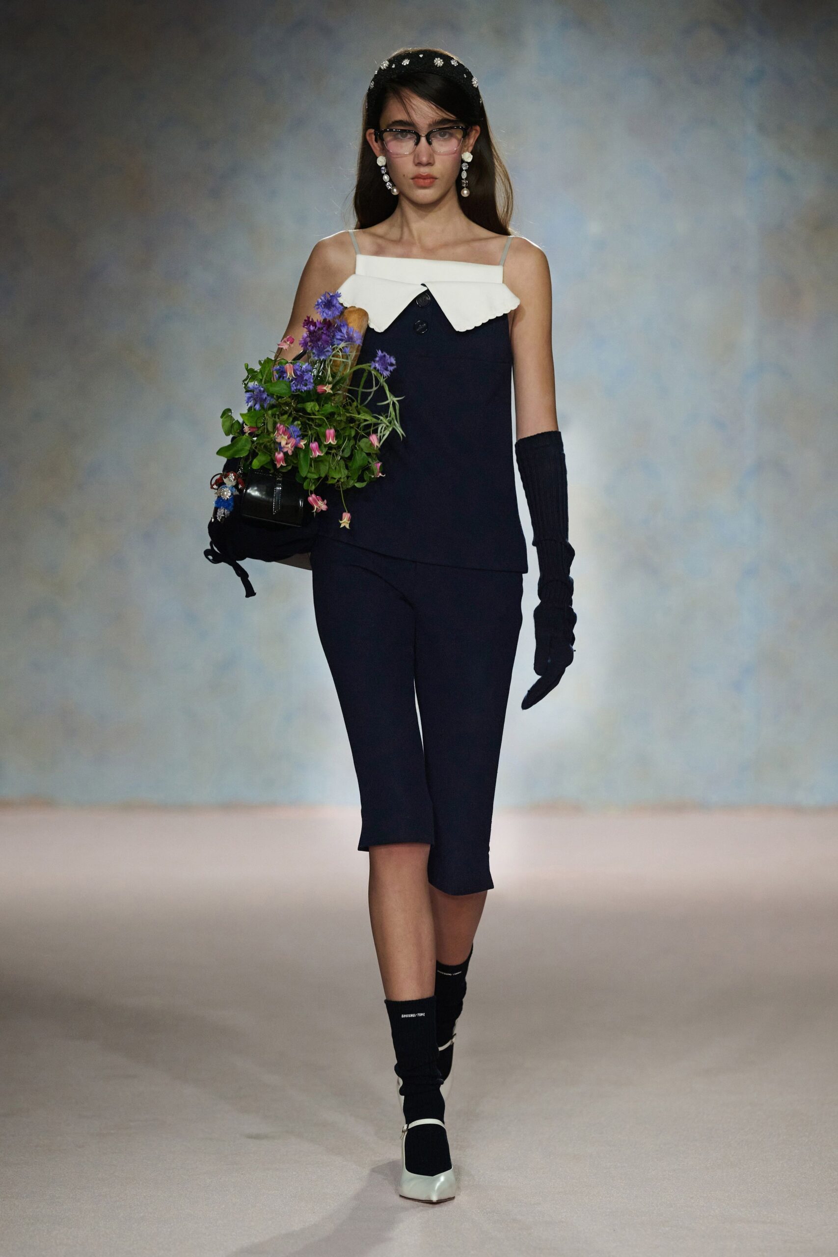 blue sleeveless collared fitted color-blocked top