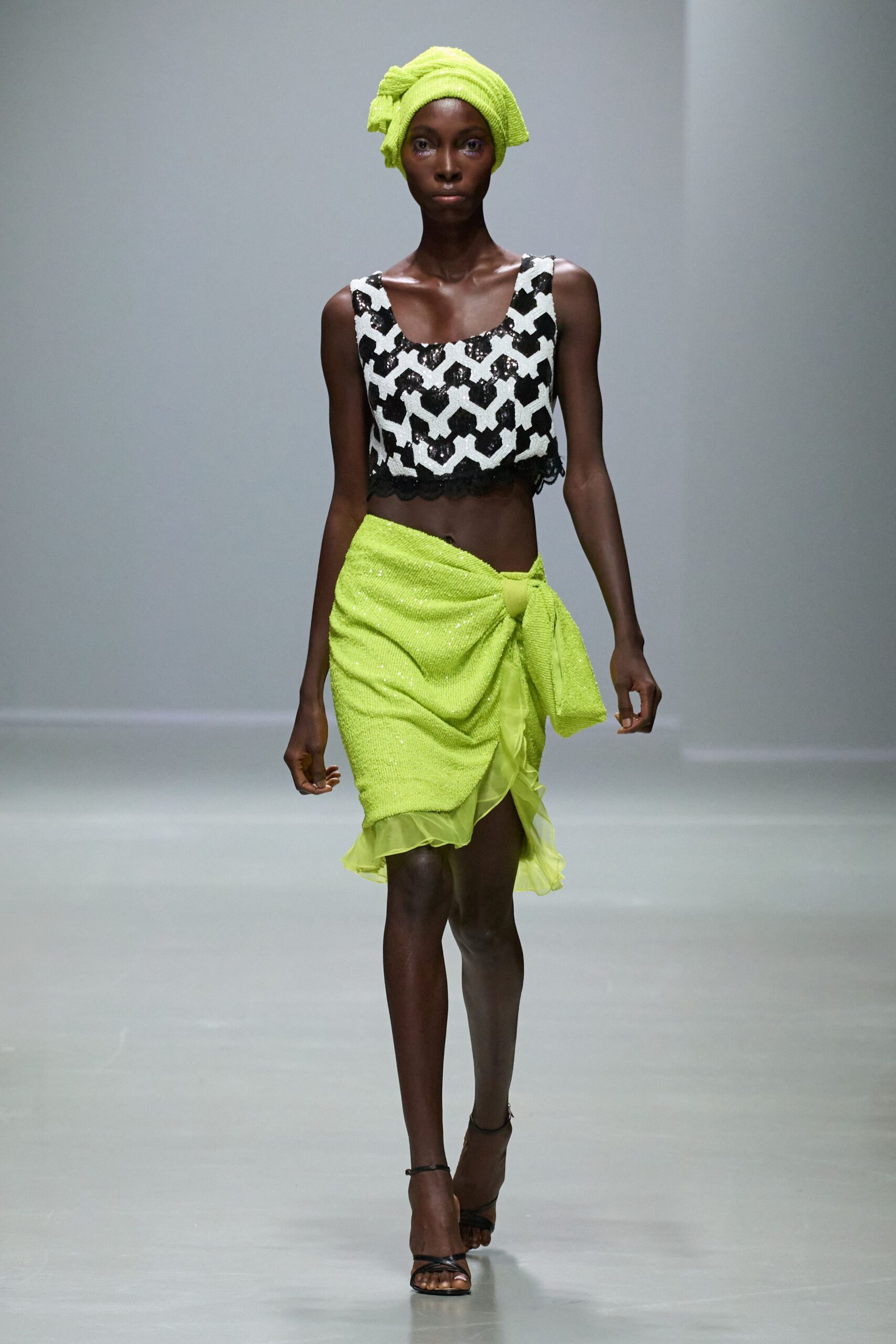 green chiffon relaxed high-waisted ruched flowing skirt