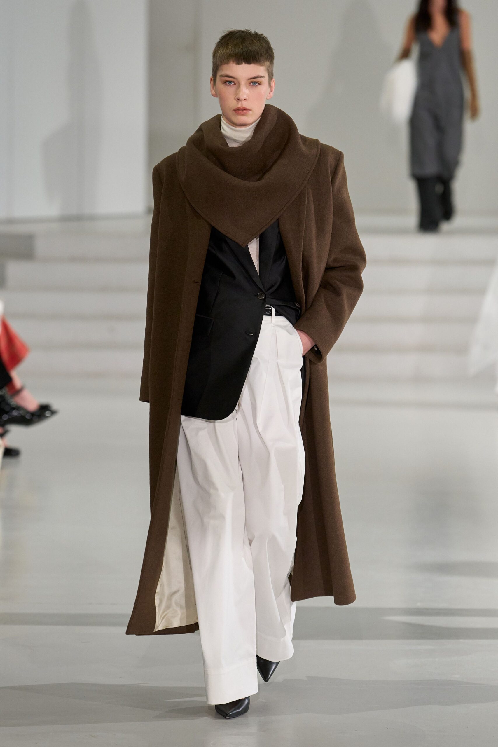 brown wool long-sleeve collared relaxed draped maxi coat