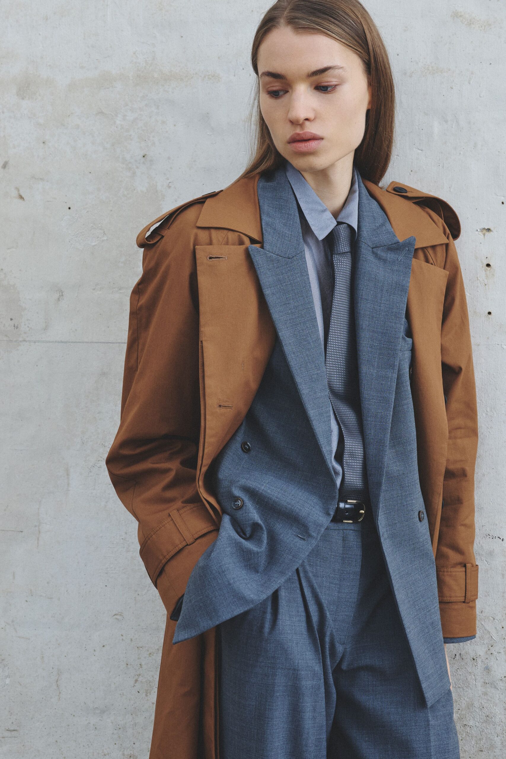 brown cotton long-sleeve collared relaxed trench