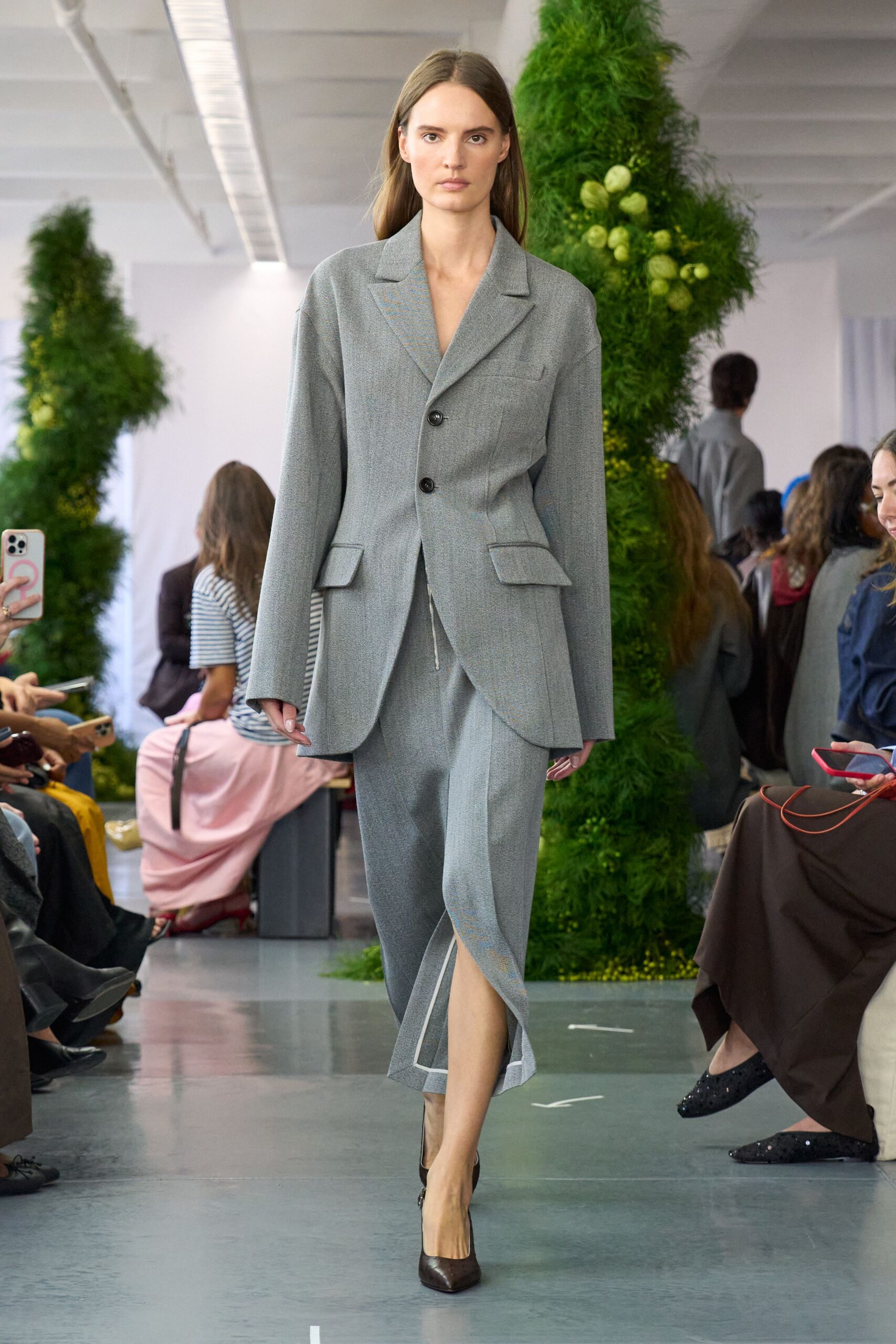 gray cotton slit fitted straight-leg skirt