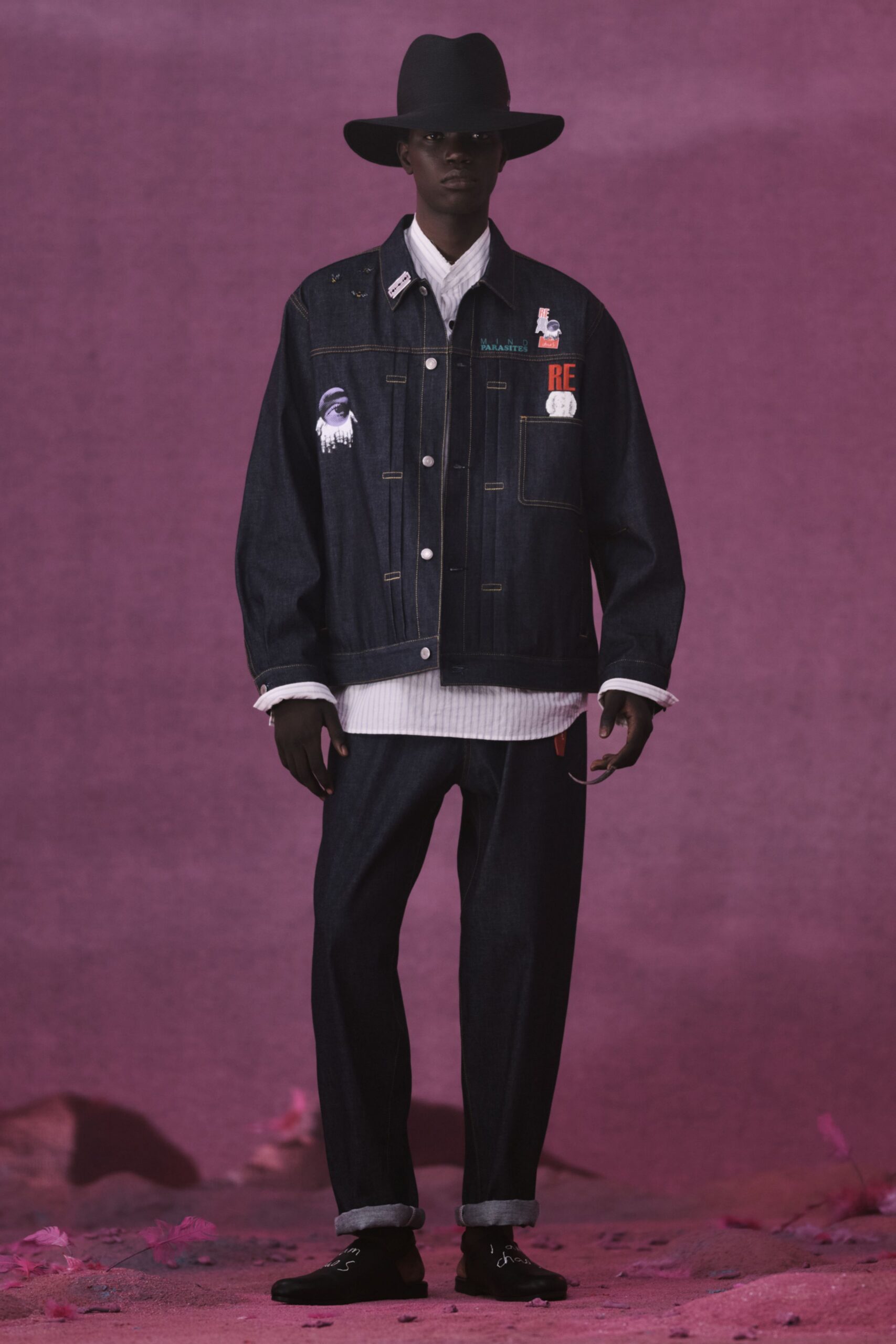 blue denim long-sleeve collared relaxed buttoned embroidered jacket