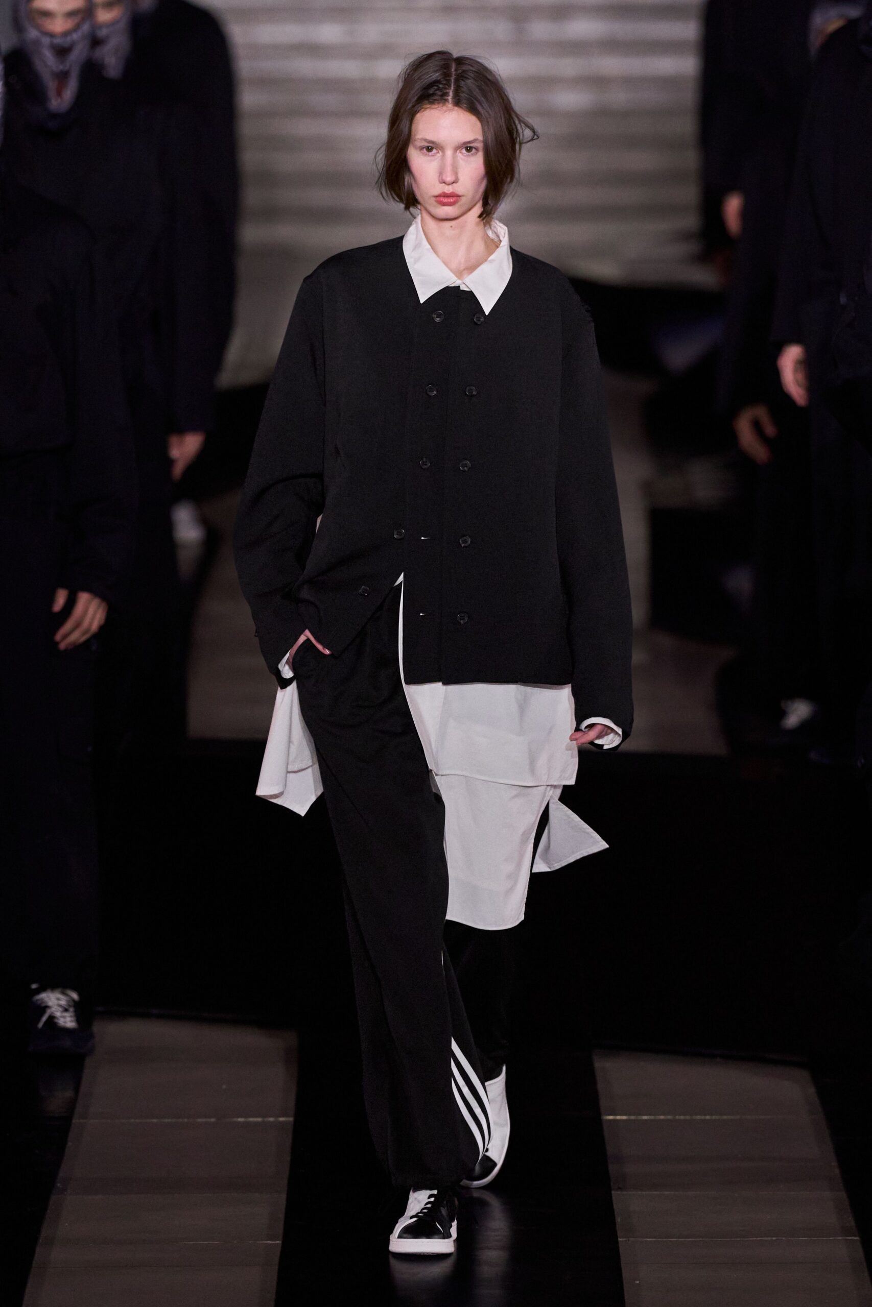 black cotton long-sleeve collared relaxed cardigan