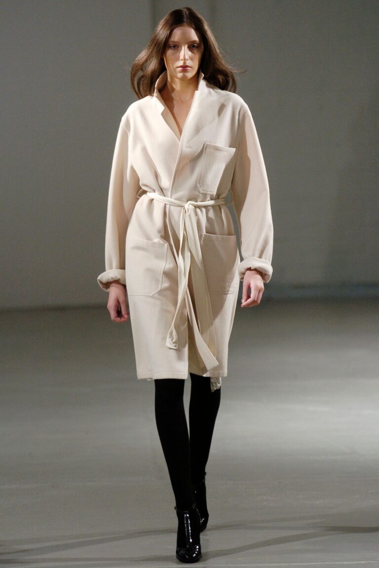 Sinha-Stanic Fall 2005 Ready-to-Wear