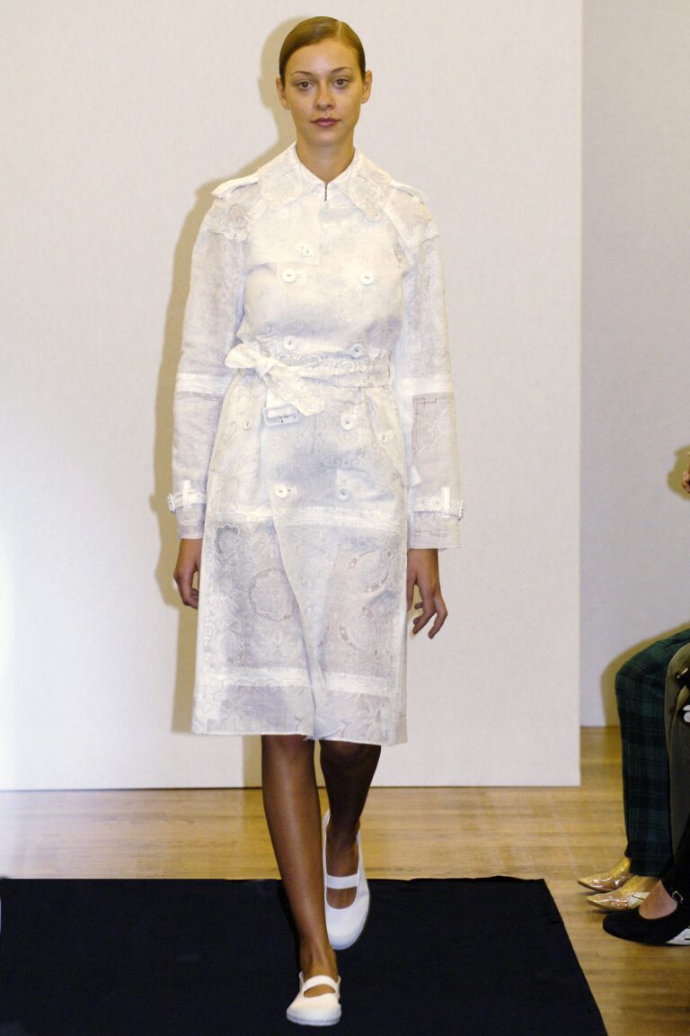 Tao Spring 2006 Ready-to-Wear