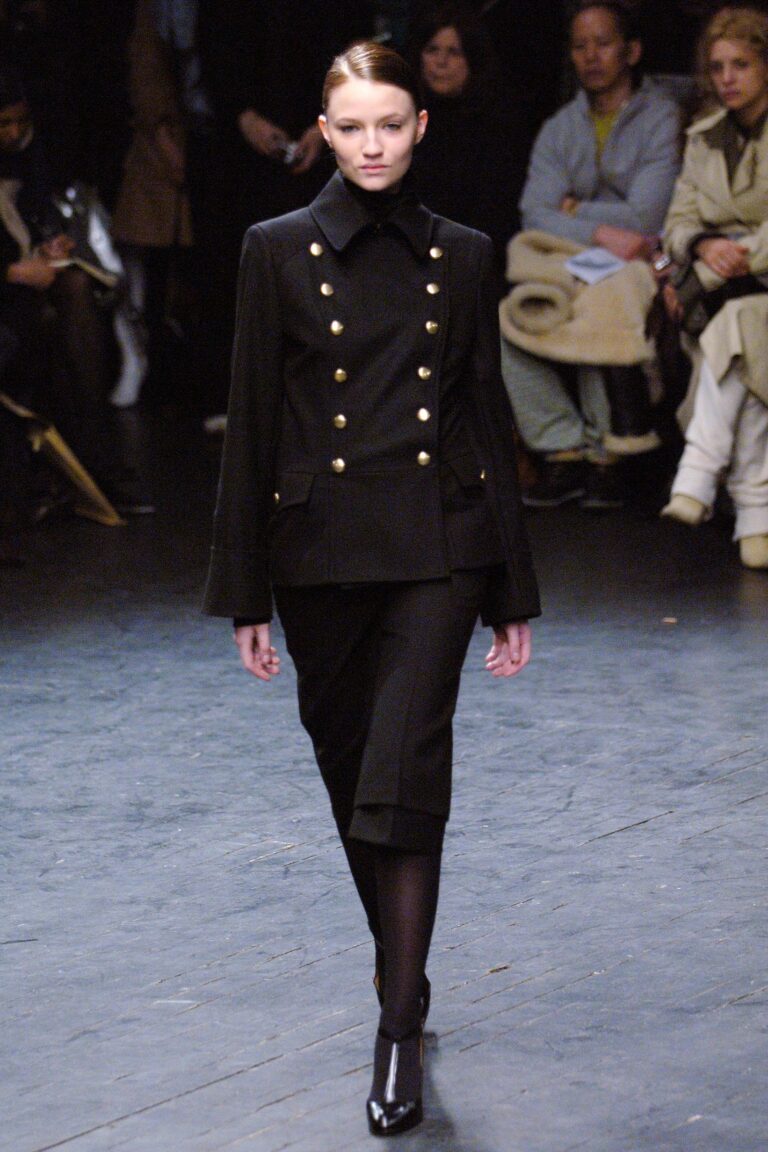 Veronique Branquinho Fall 2005 Ready-to-Wear