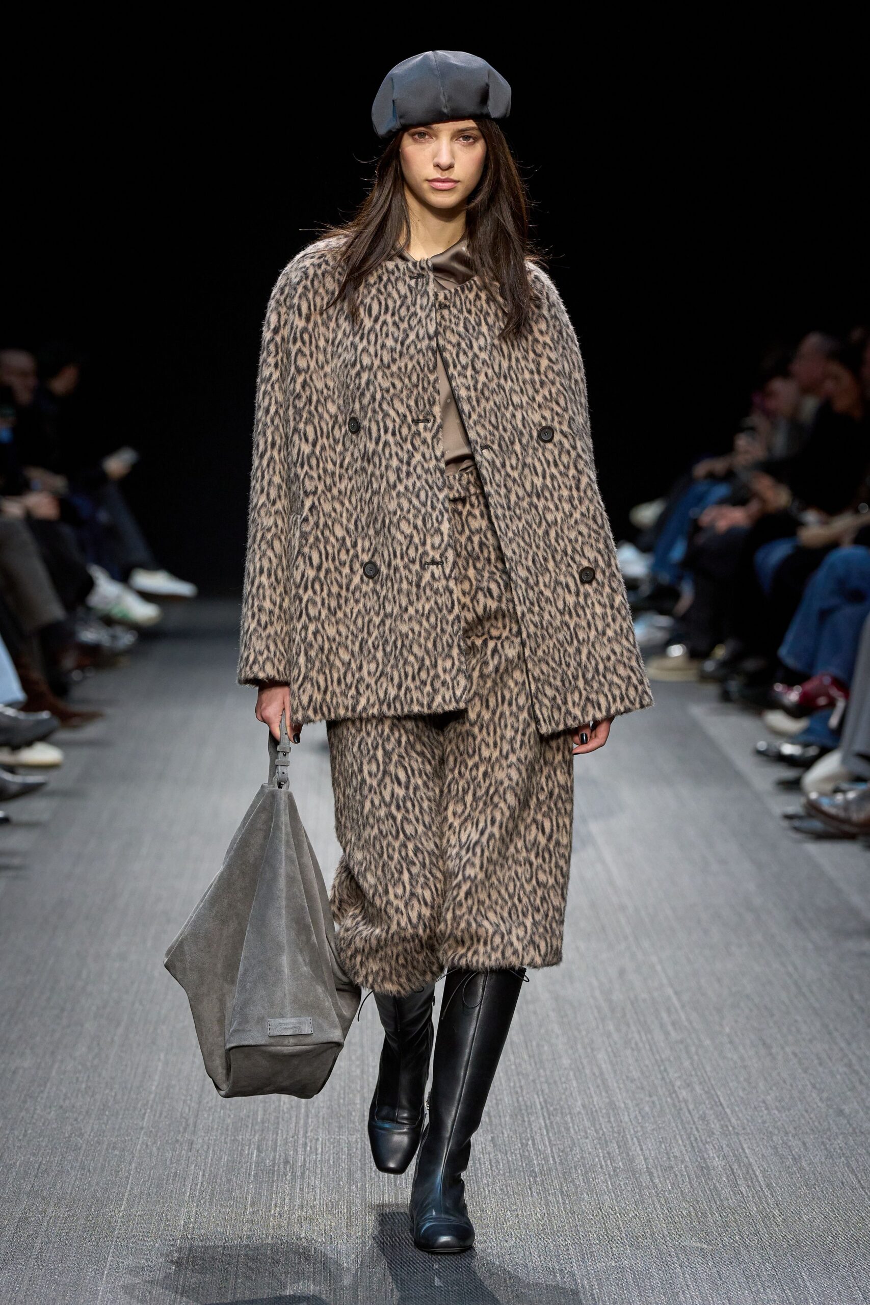 brown wool long-sleeve collared relaxed animal-print cape
