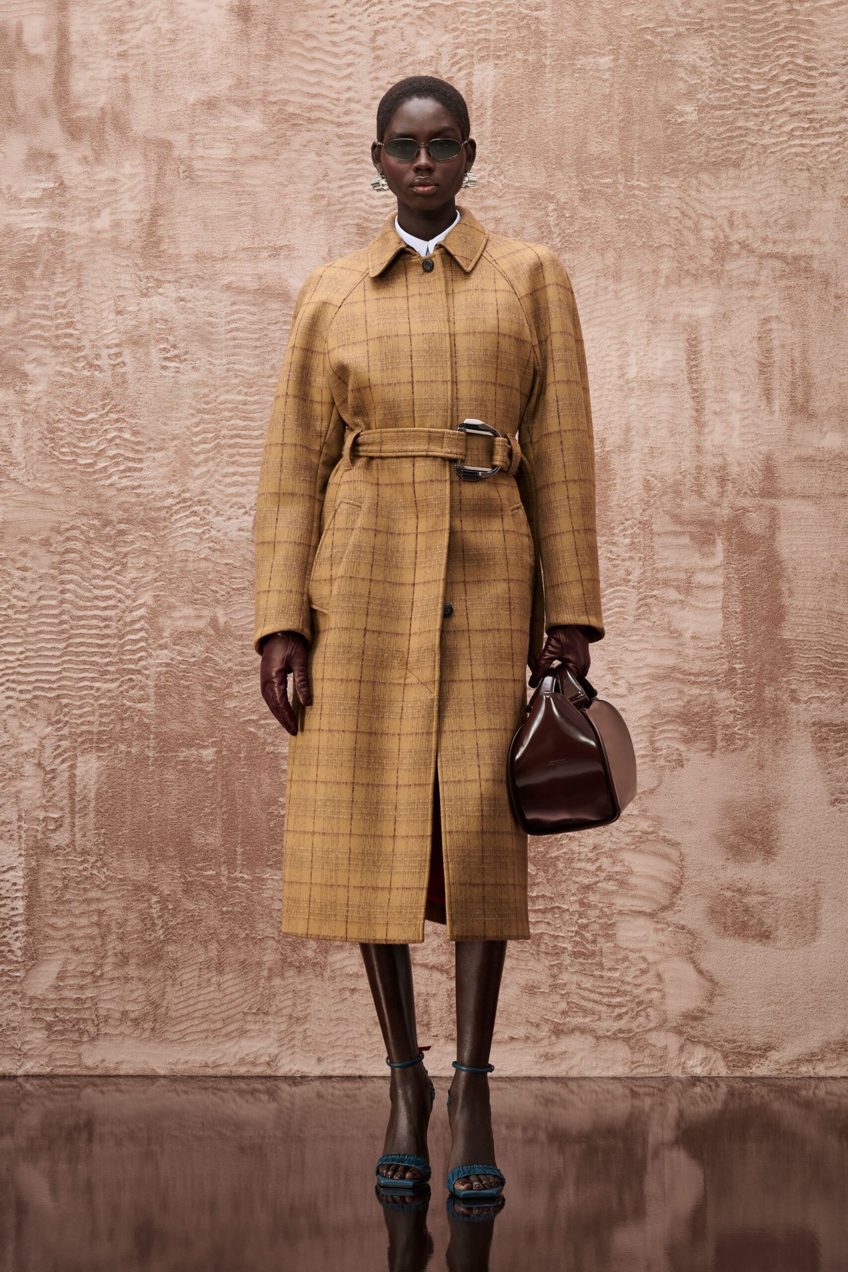 brown wool long-sleeve collared relaxed buttoned checked coat