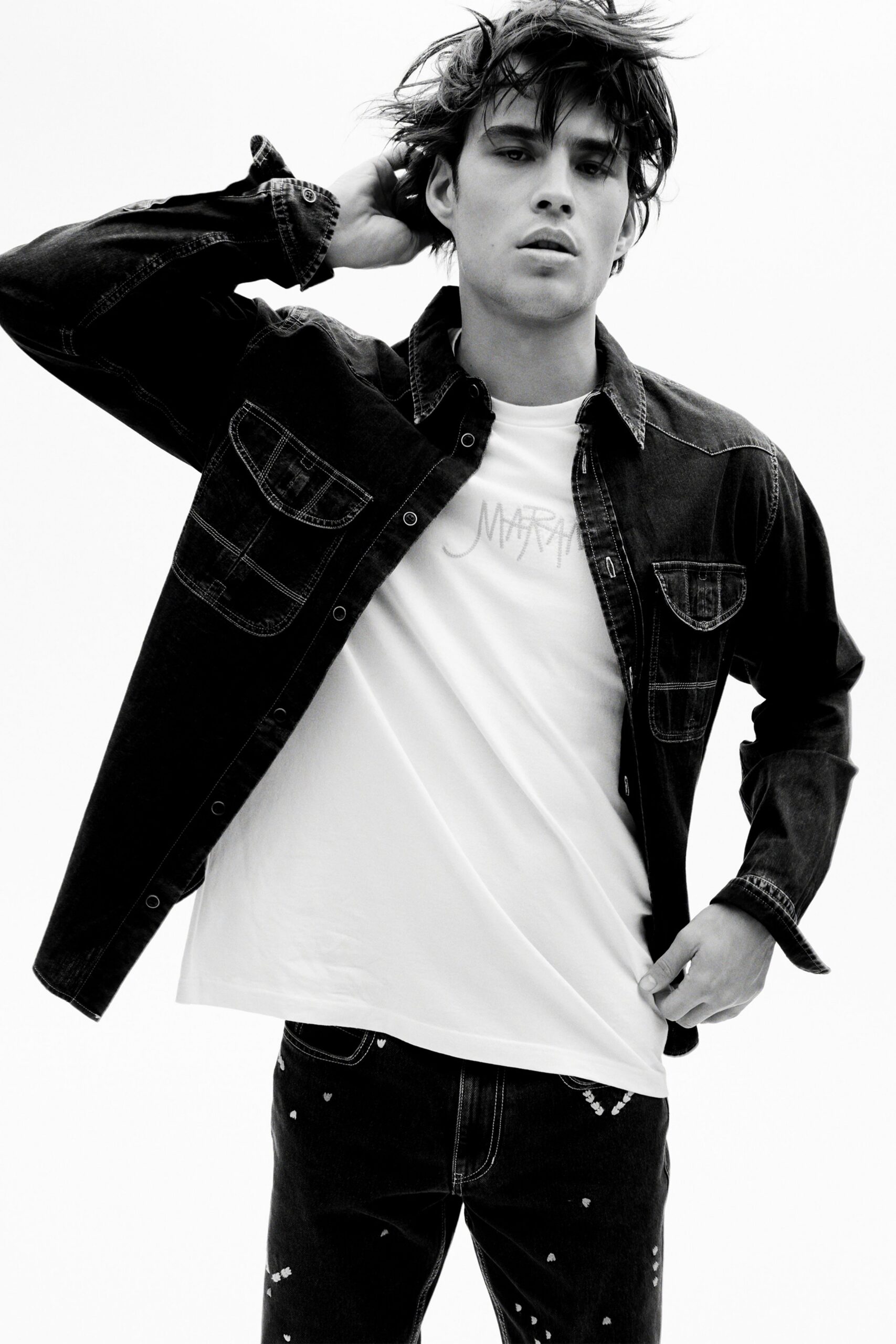 black denim long-sleeve collared fitted buttoned jacket