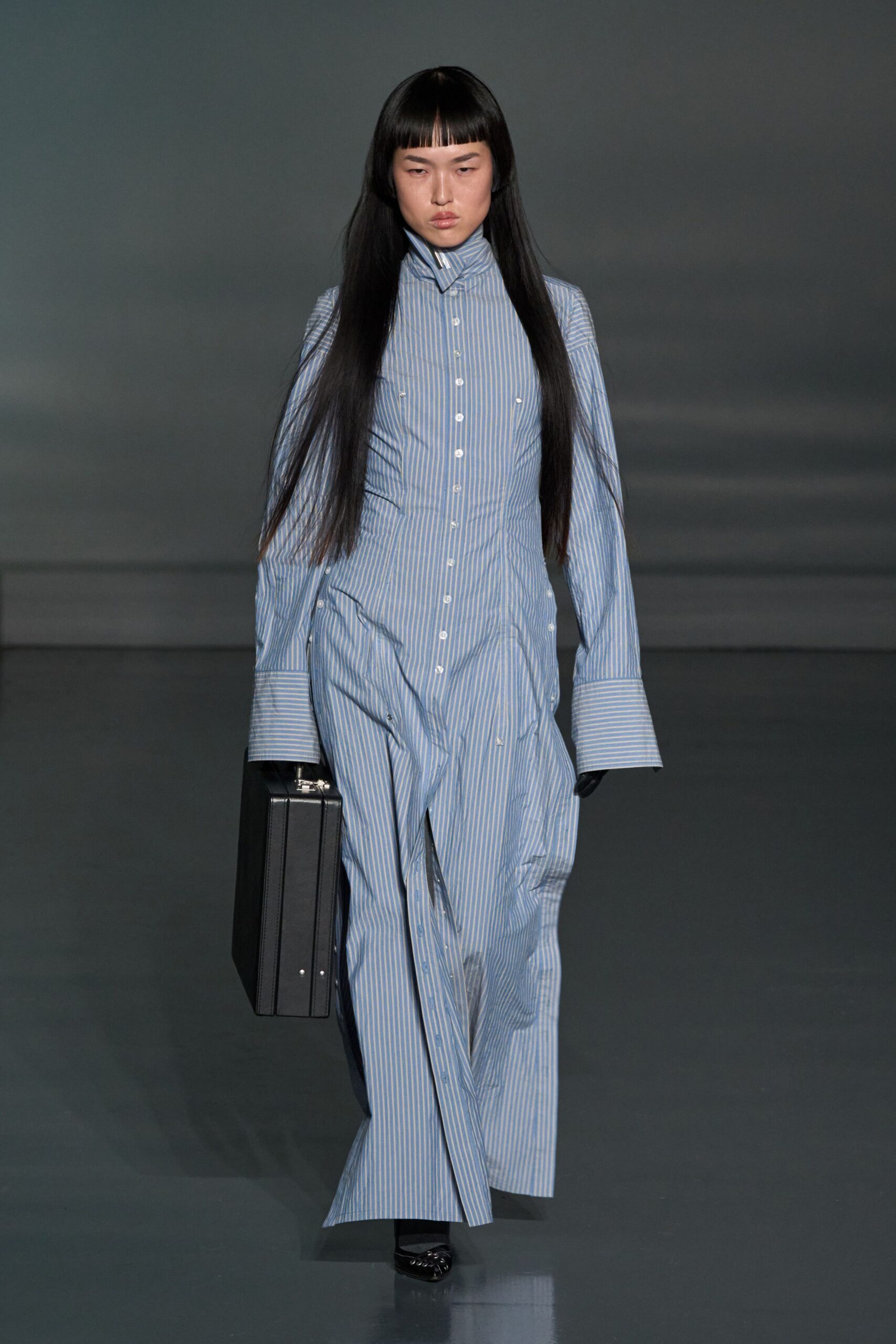 blue cotton long-sleeve collared relaxed striped buttoned shirt-dress