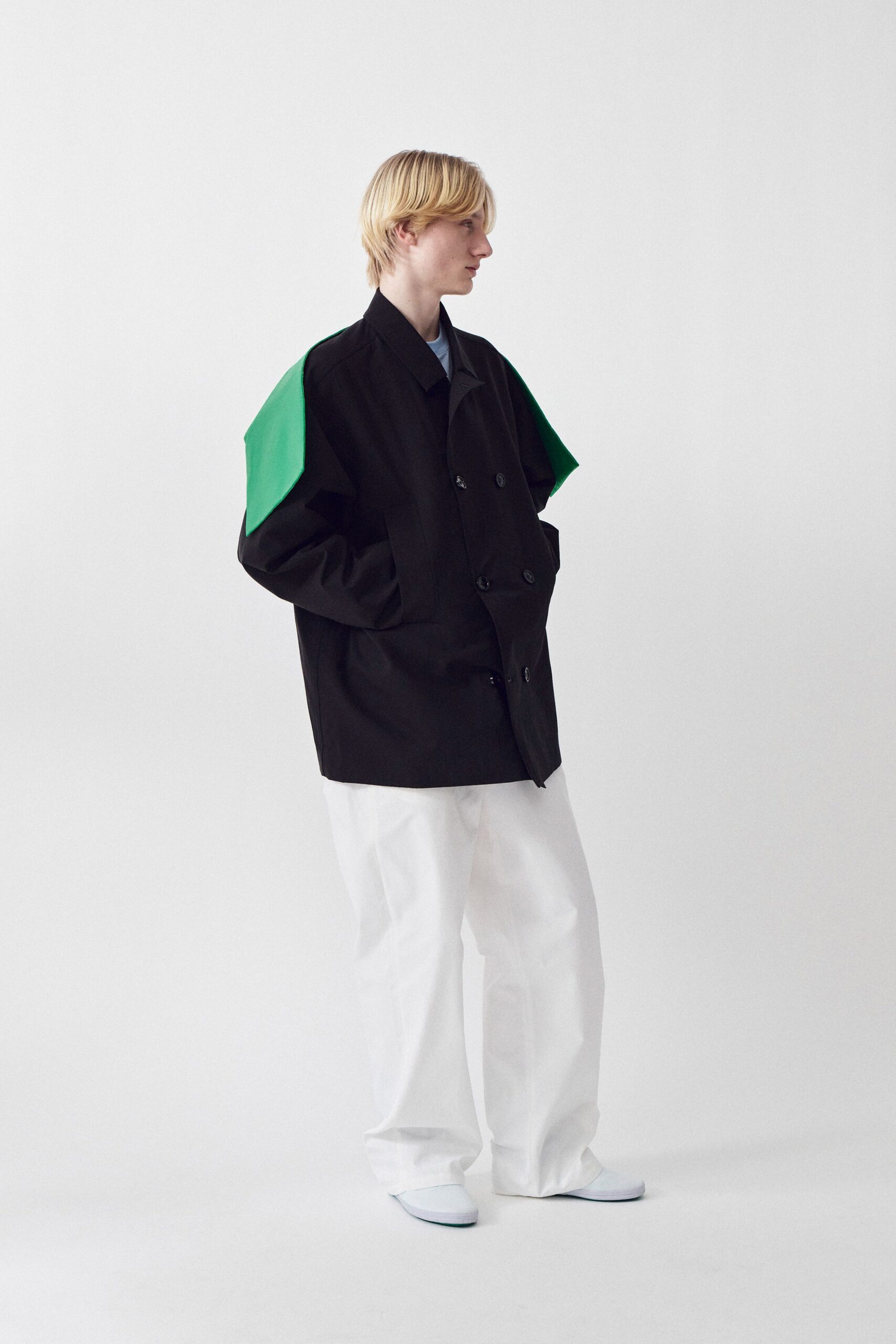 black cotton long-sleeve collared oversized jacket
