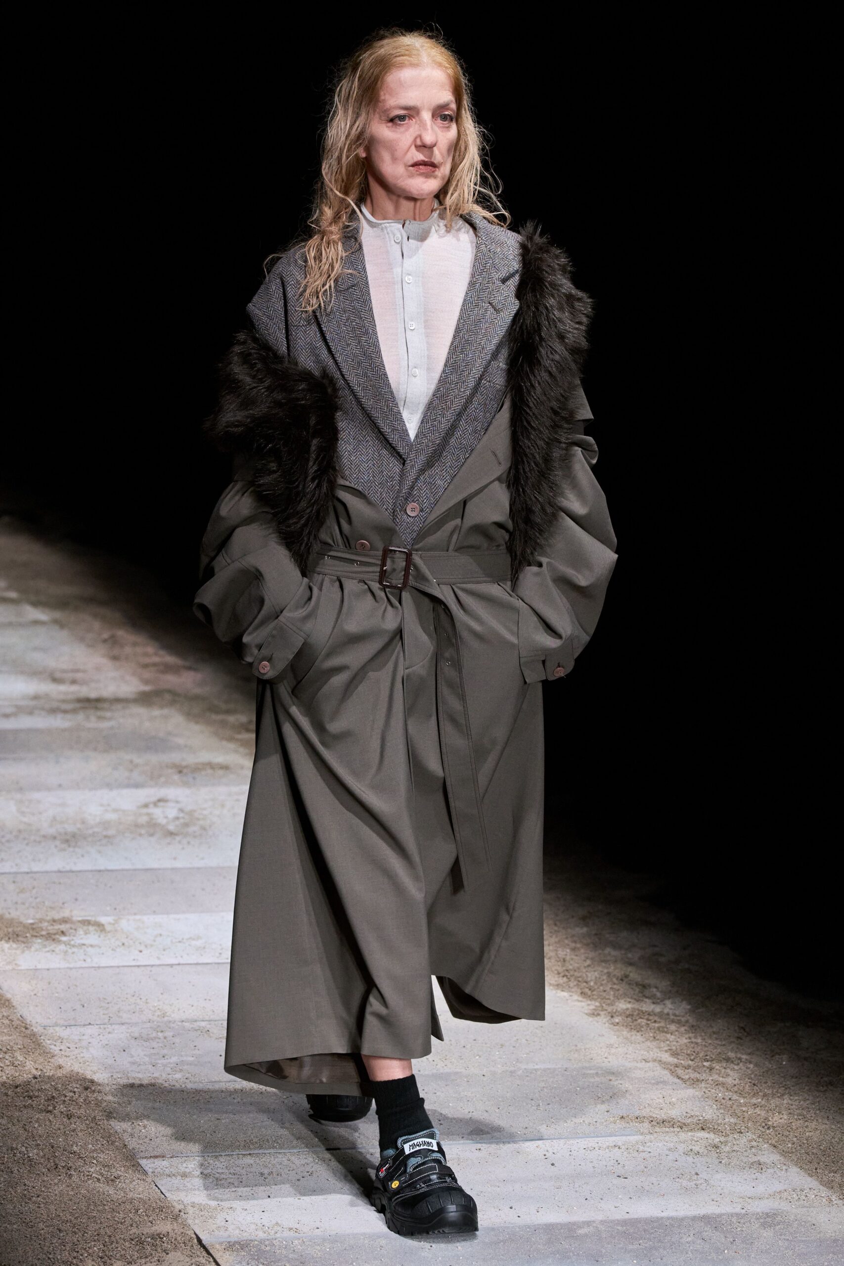 gray wool long-sleeve collared oversized belted layered coat