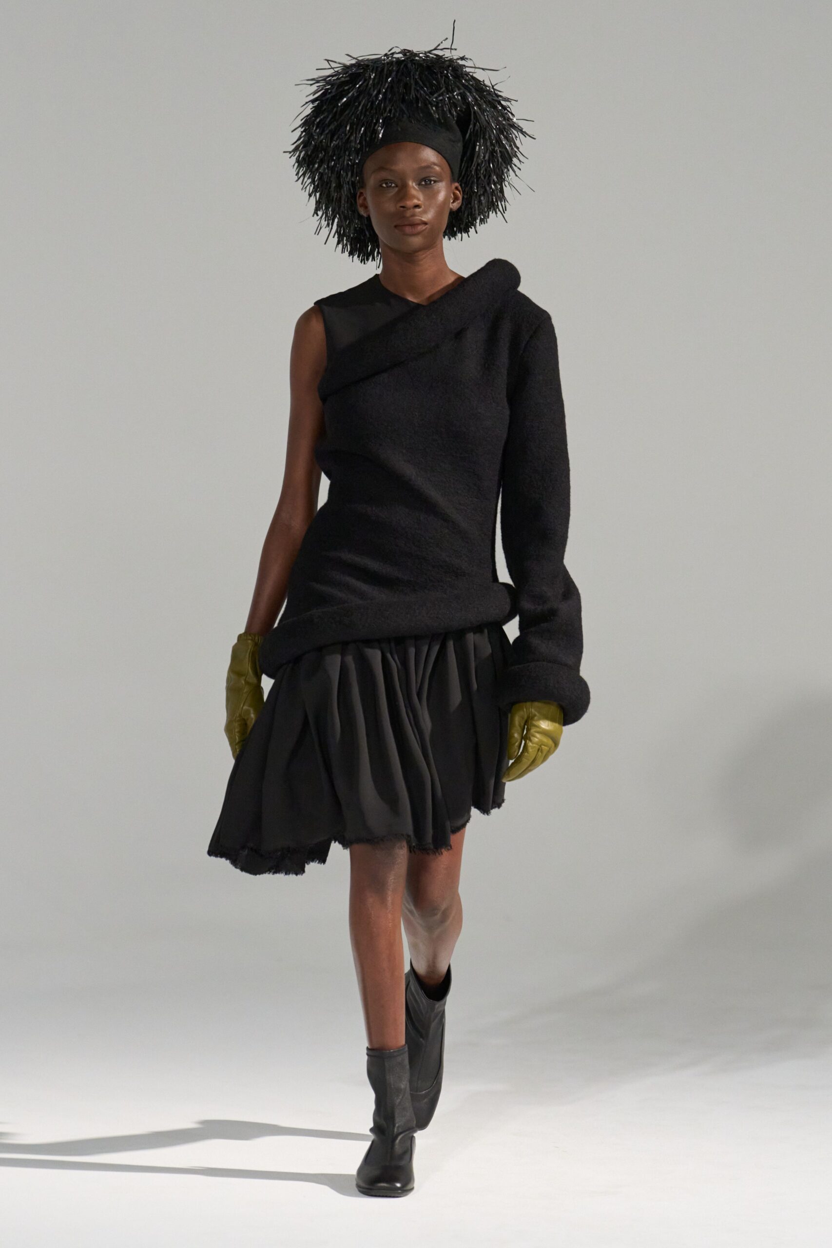 black wool sleeveless asymmetric fitted draped top