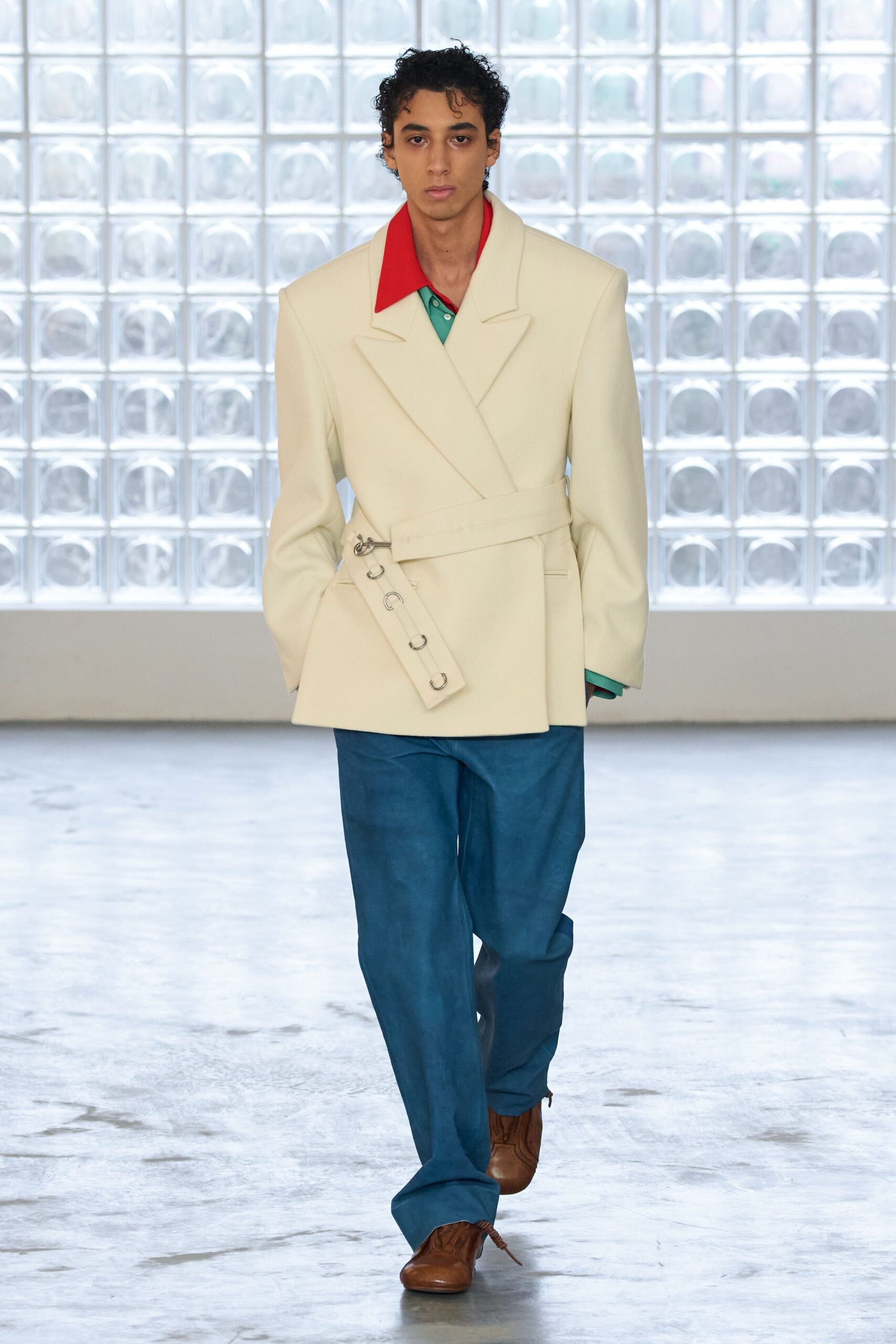 white wool long-sleeve collared structured belted blazer