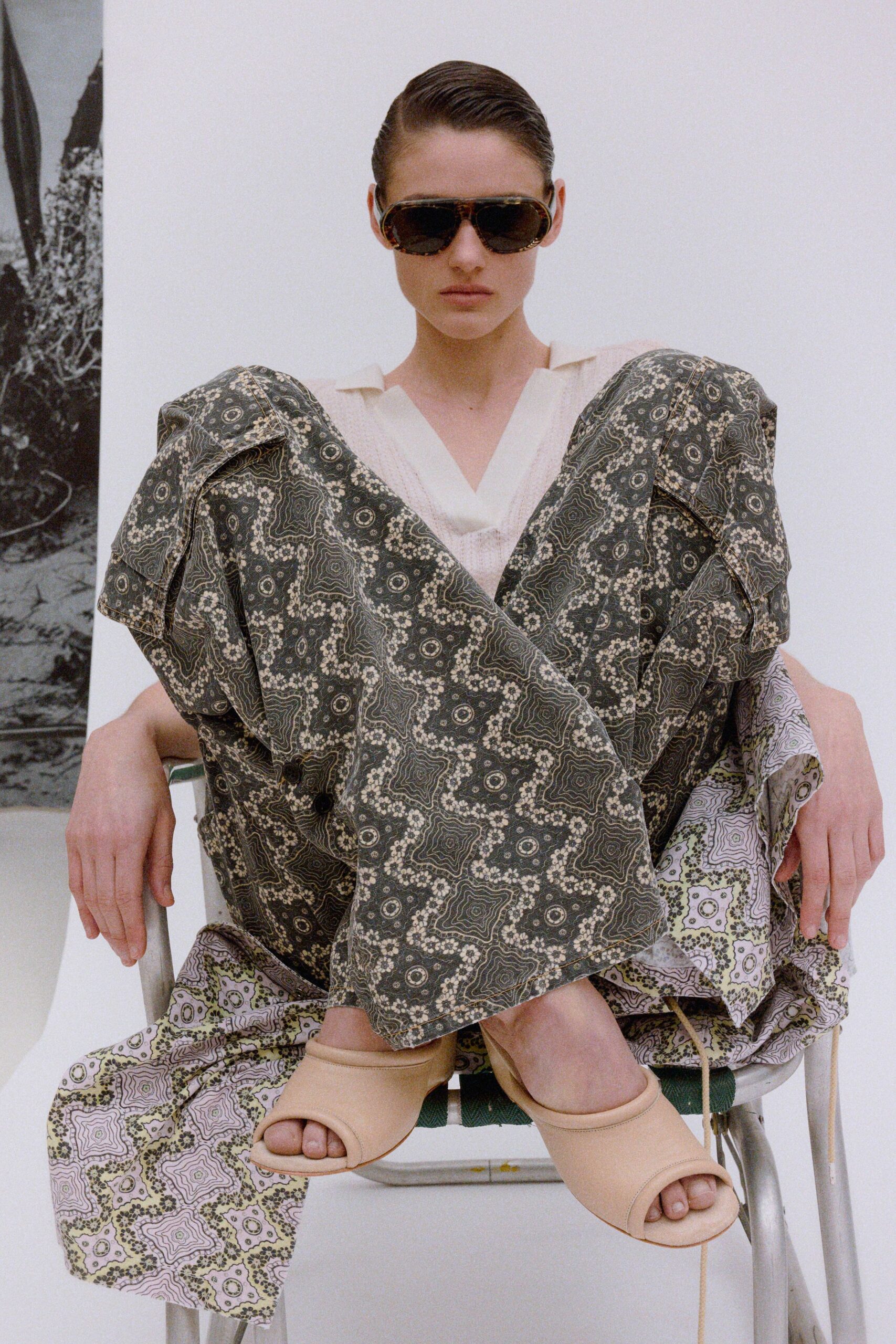 green cotton relaxed printed pants