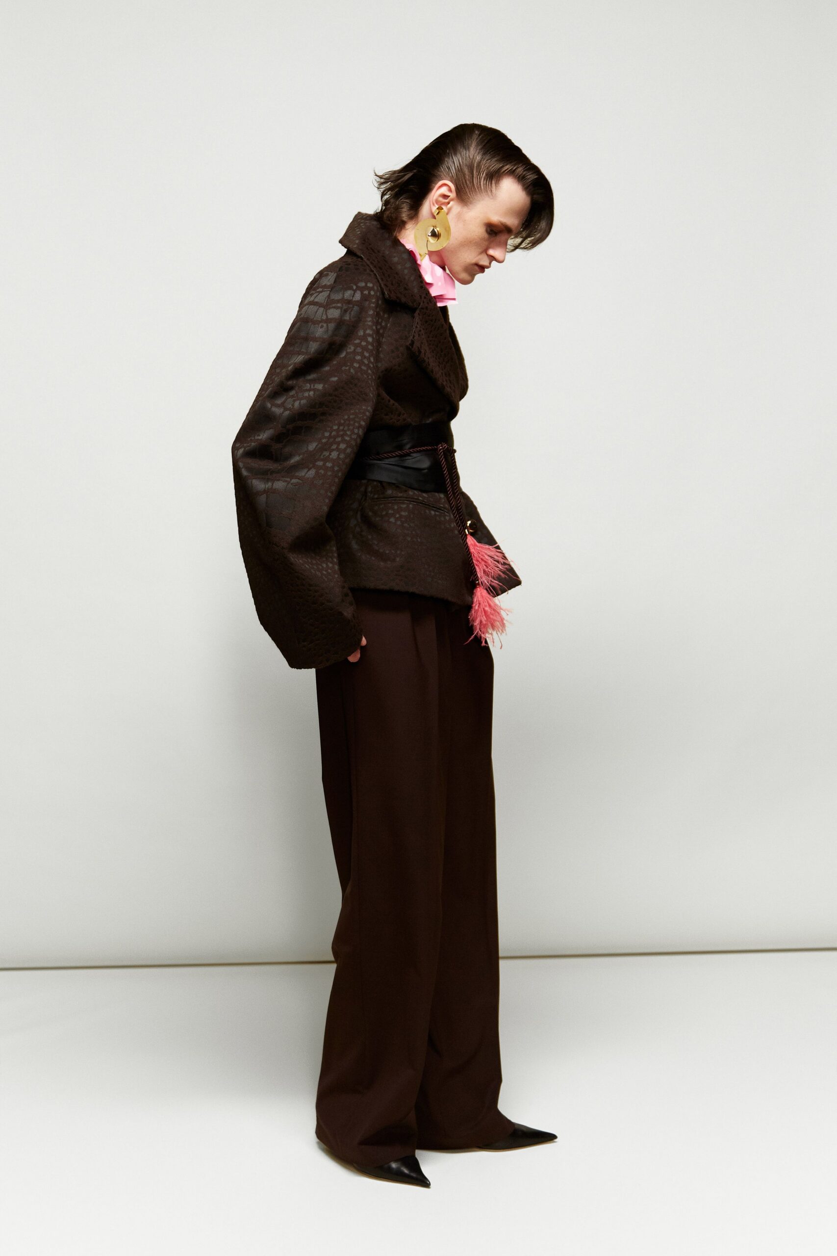 brown leather long-sleeve collared structured pleated jacket
