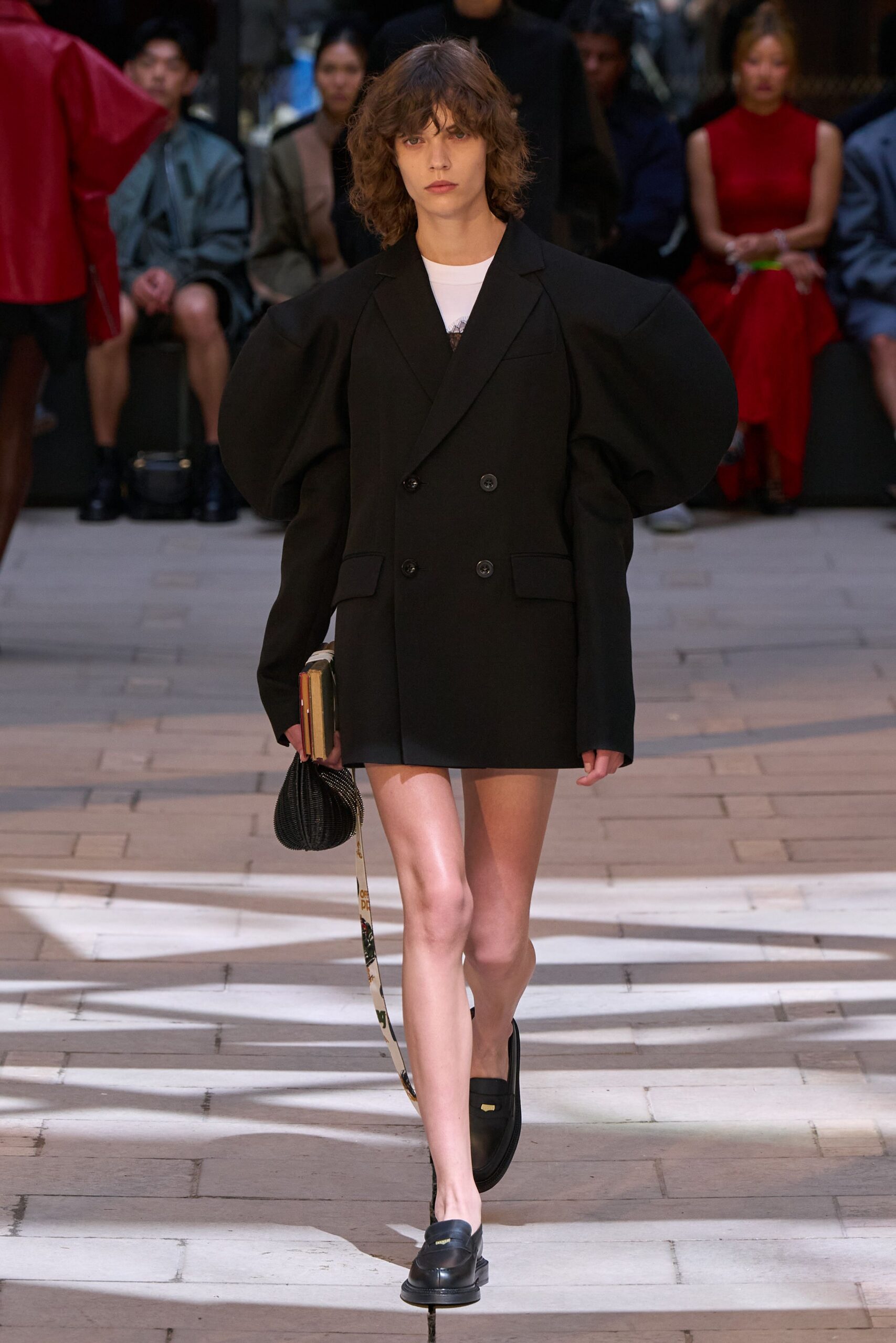 black cotton fitted straight-leg short shorts