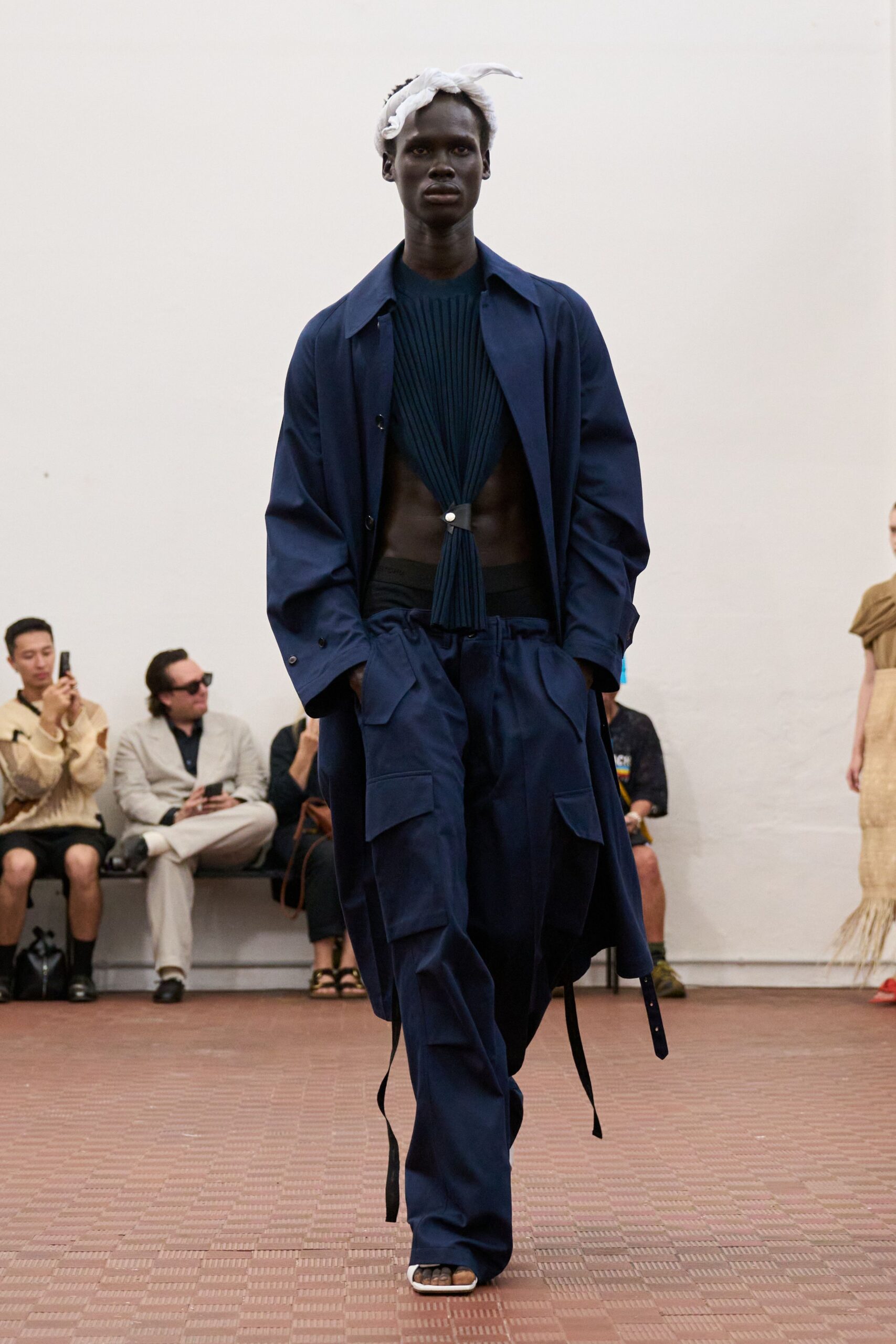 blue cotton relaxed cargo pants