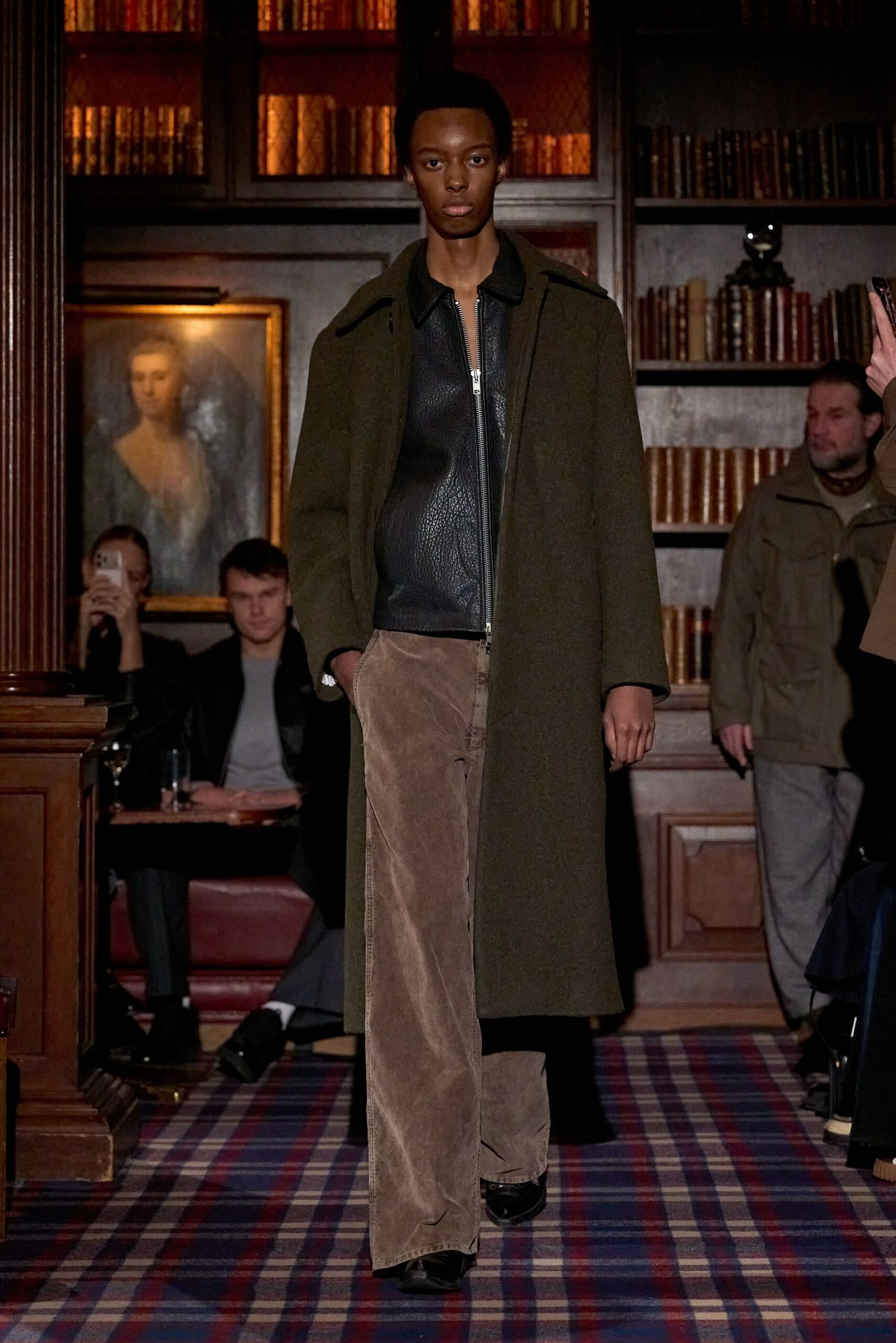 green wool long-sleeve collared relaxed maxi coat