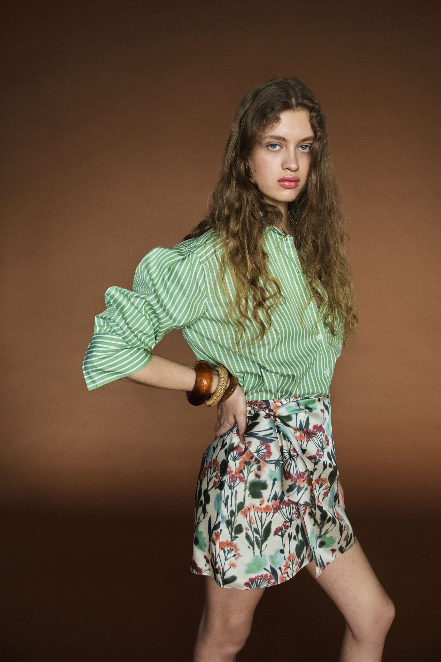green long-sleeve collared relaxed striped shirt