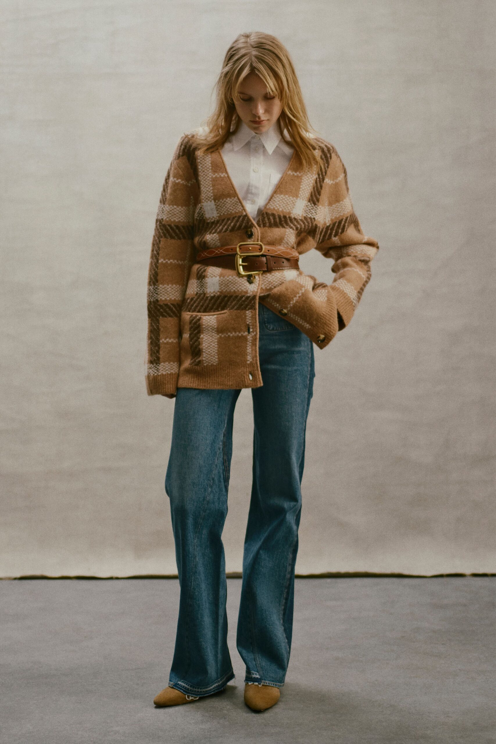 brown wool long-sleeve v-neck relaxed checked cardigan