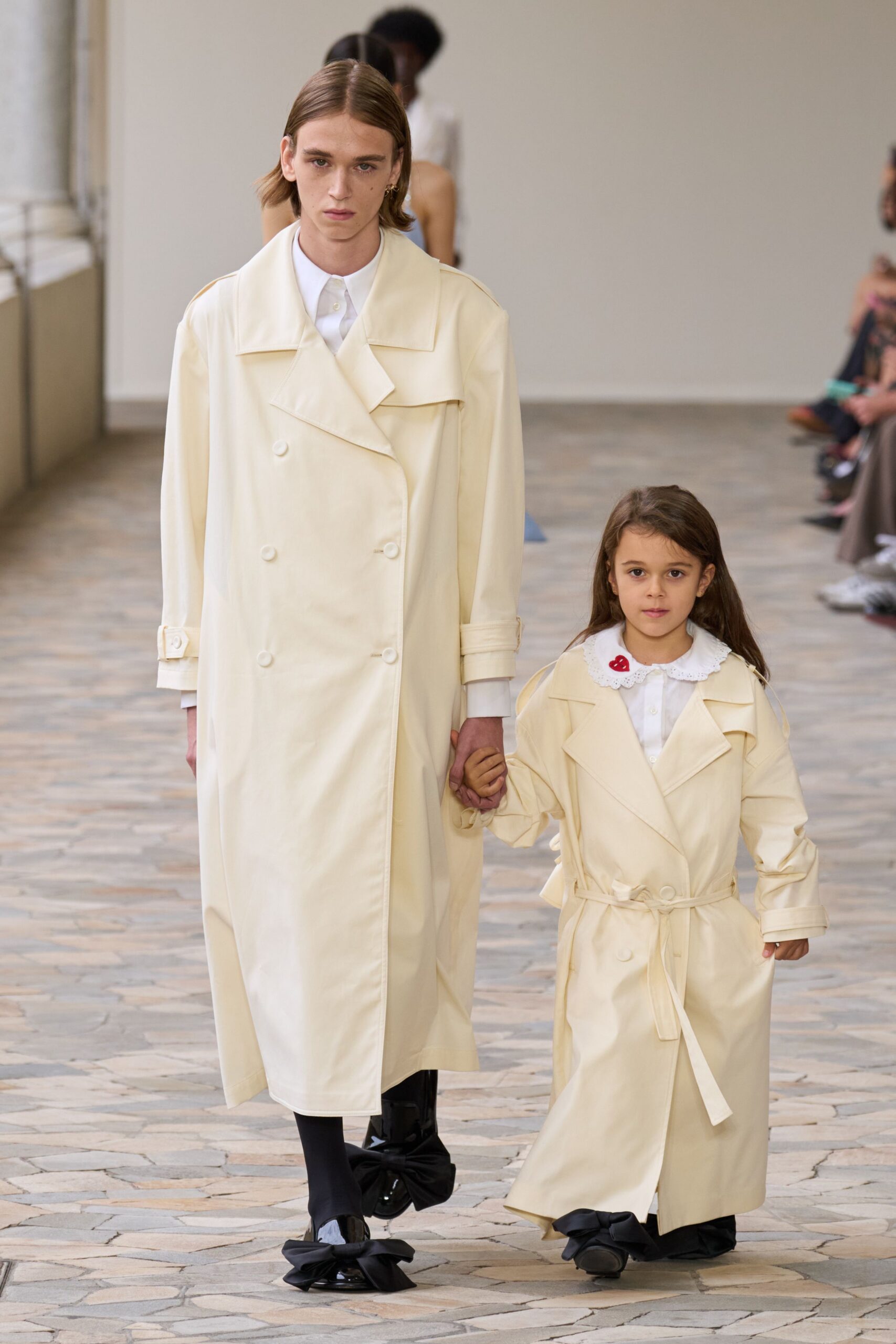 beige cotton long-sleeve collared relaxed buttoned trench