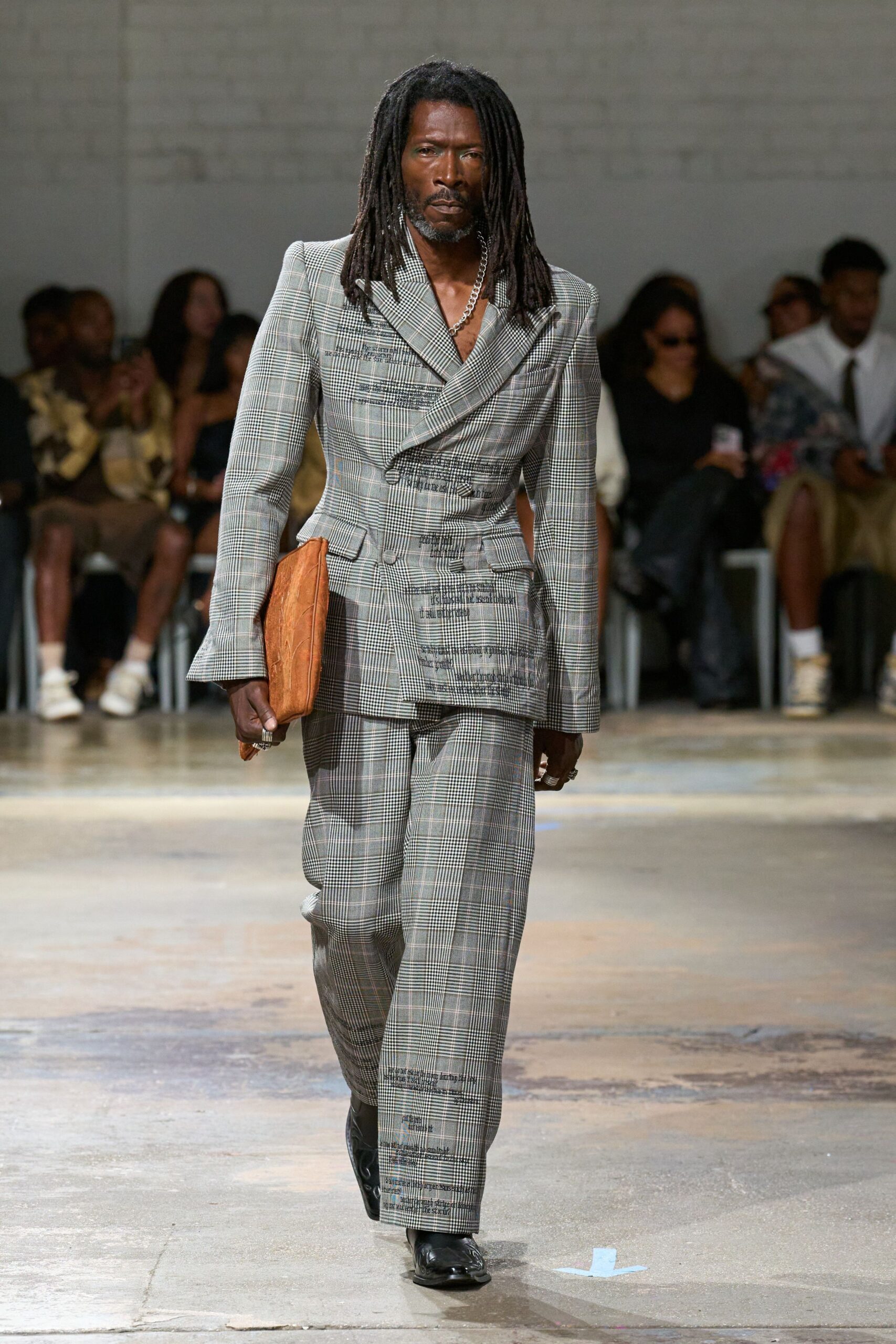 gray cotton long-sleeve collared tailored checked suit