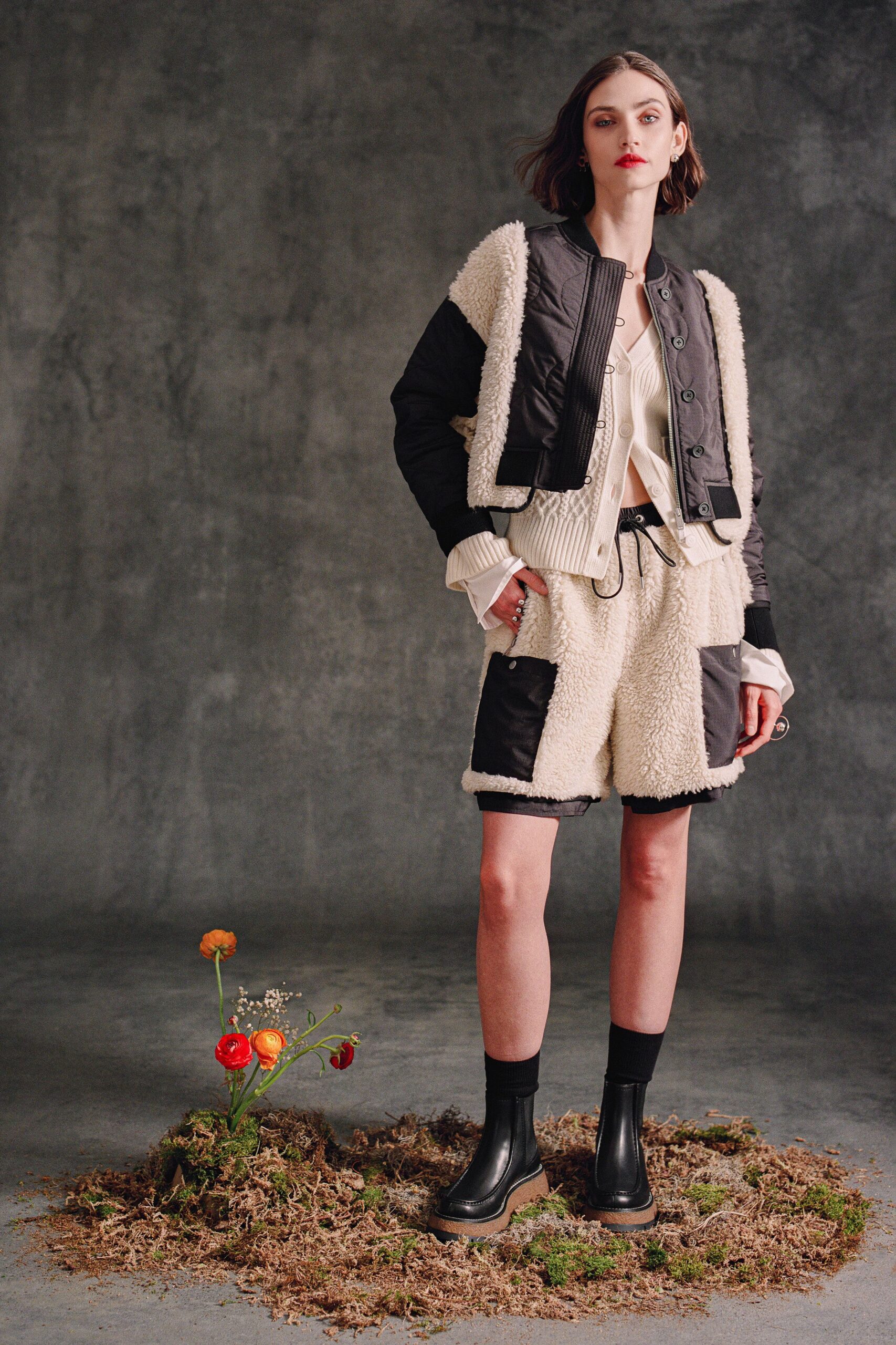 black faux-fur long-sleeve collared relaxed zippered layered jacket