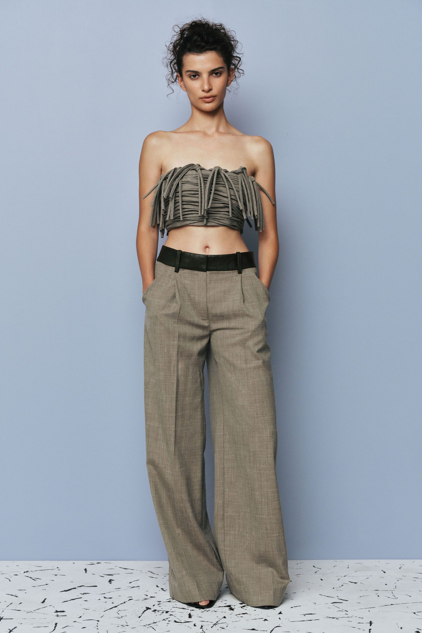 beige cotton sleeveless fitted fringed short crop-top