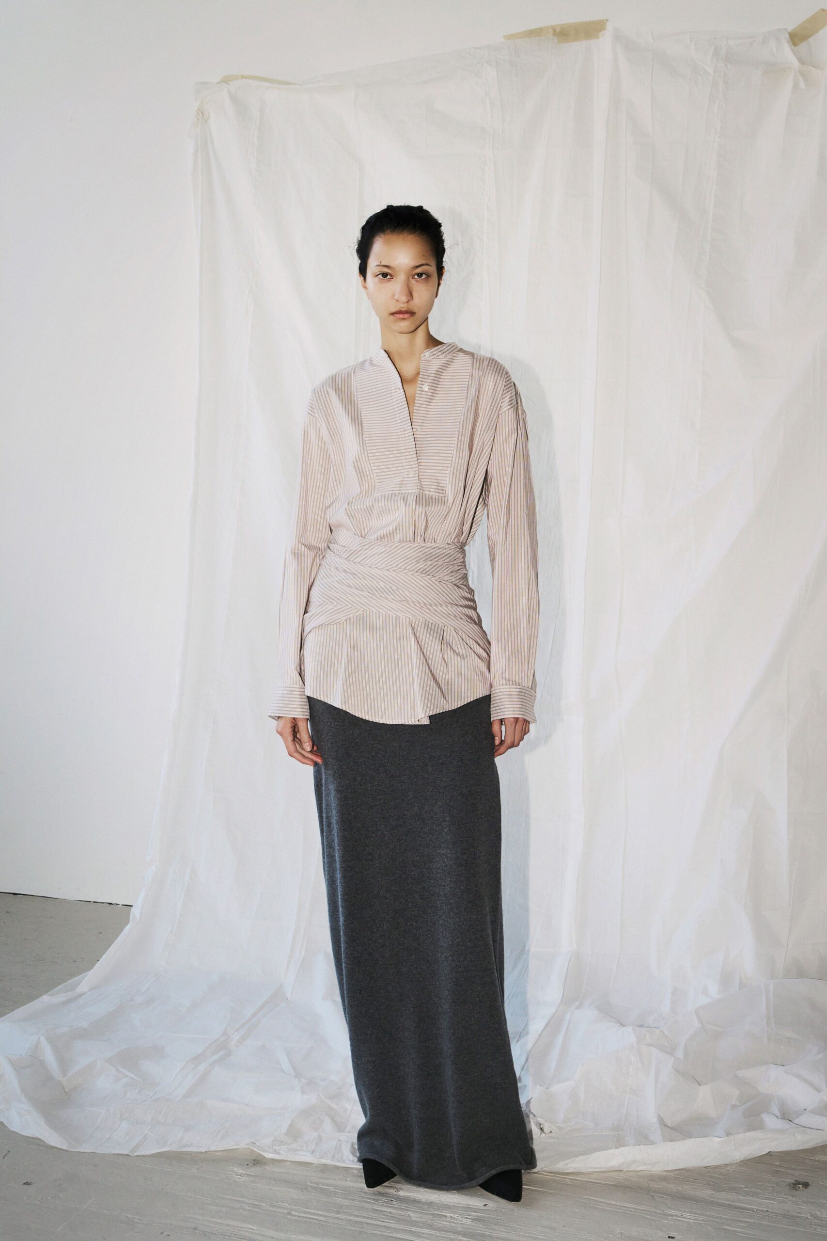 gray wool relaxed straight-leg midi skirt