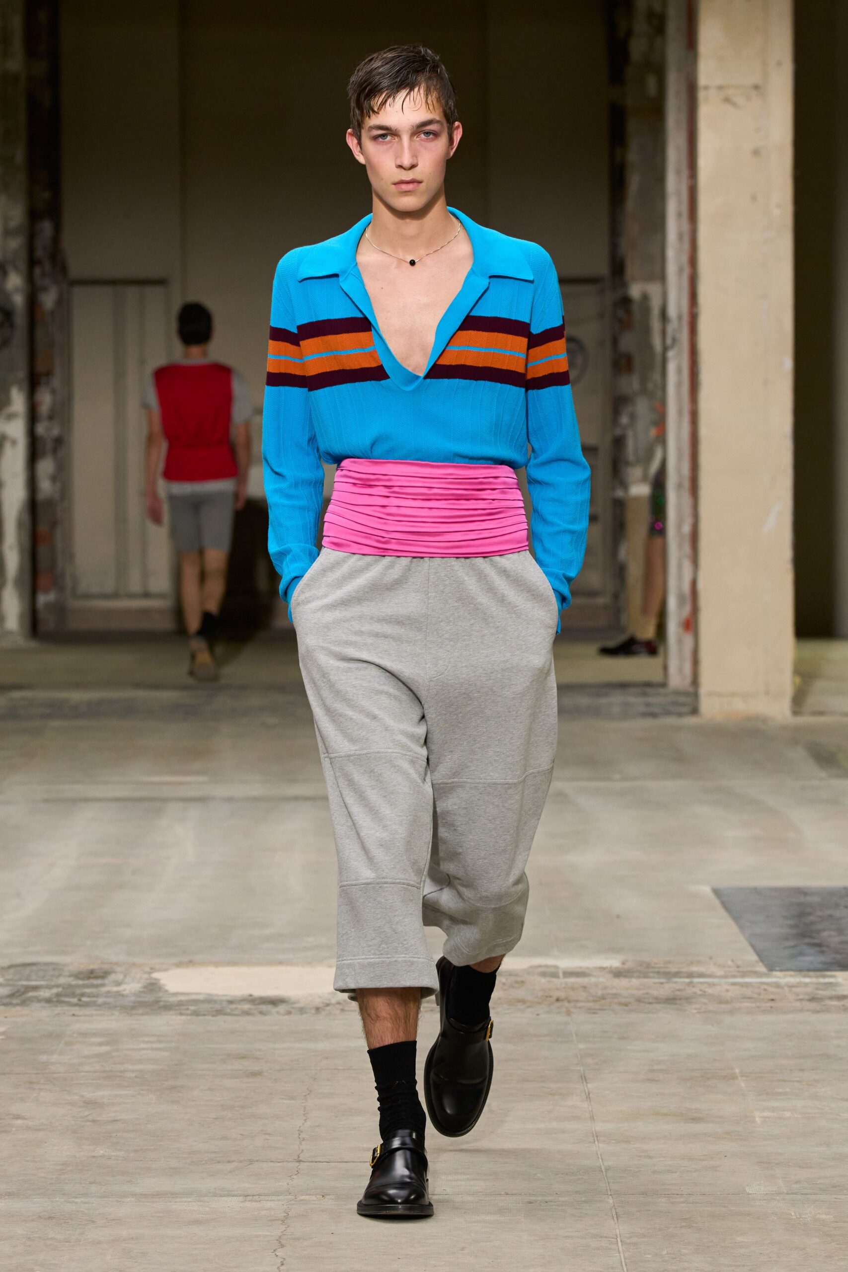 blue cotton long-sleeve v-neck relaxed striped shirt