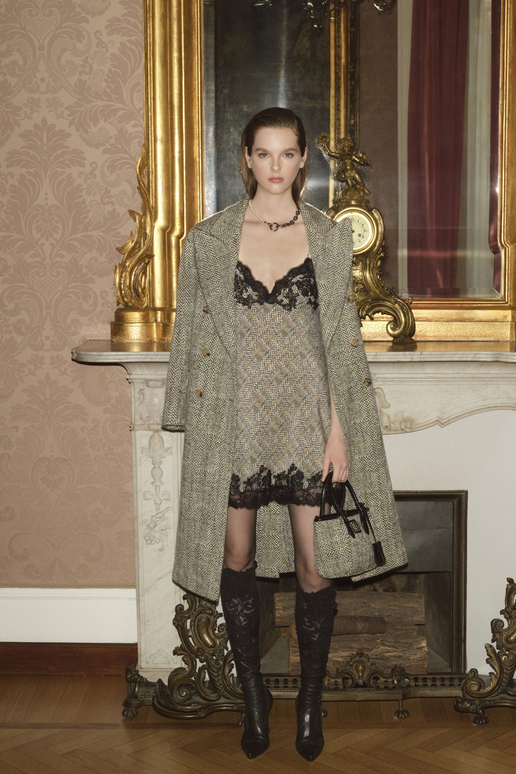 gray tweed long-sleeve collared tailored buttoned coat