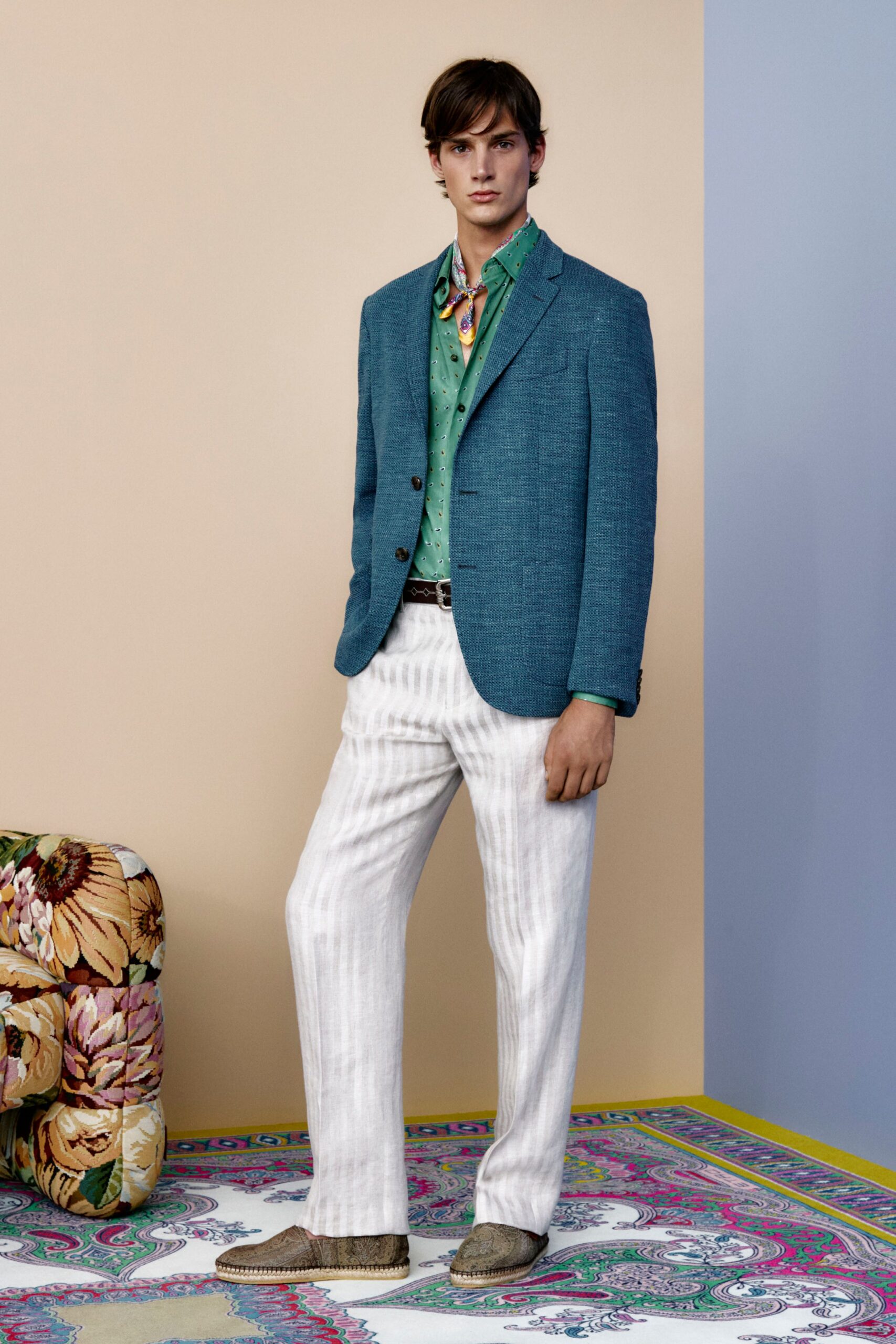 blue tailored blazer with green shirt