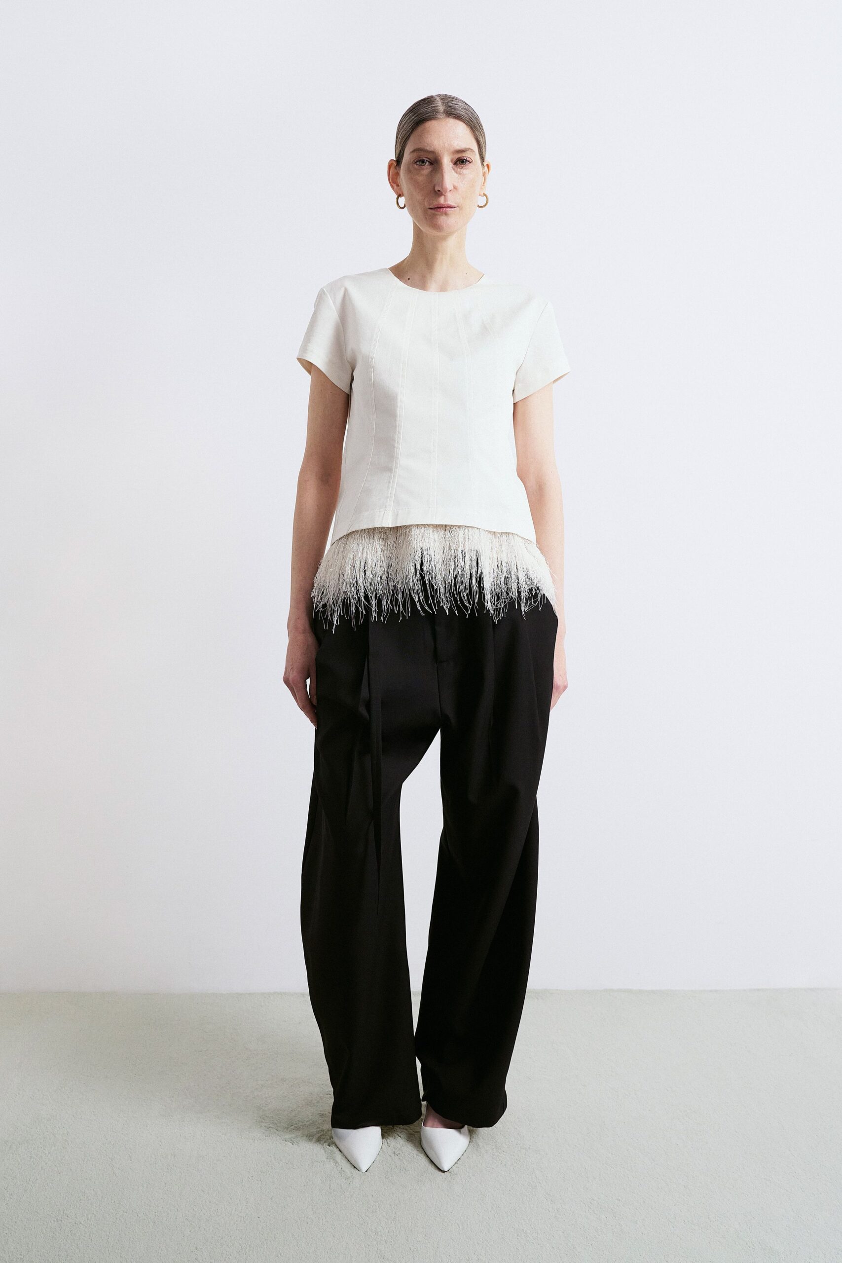white cotton short-sleeve scoop-neck fitted embroidered top