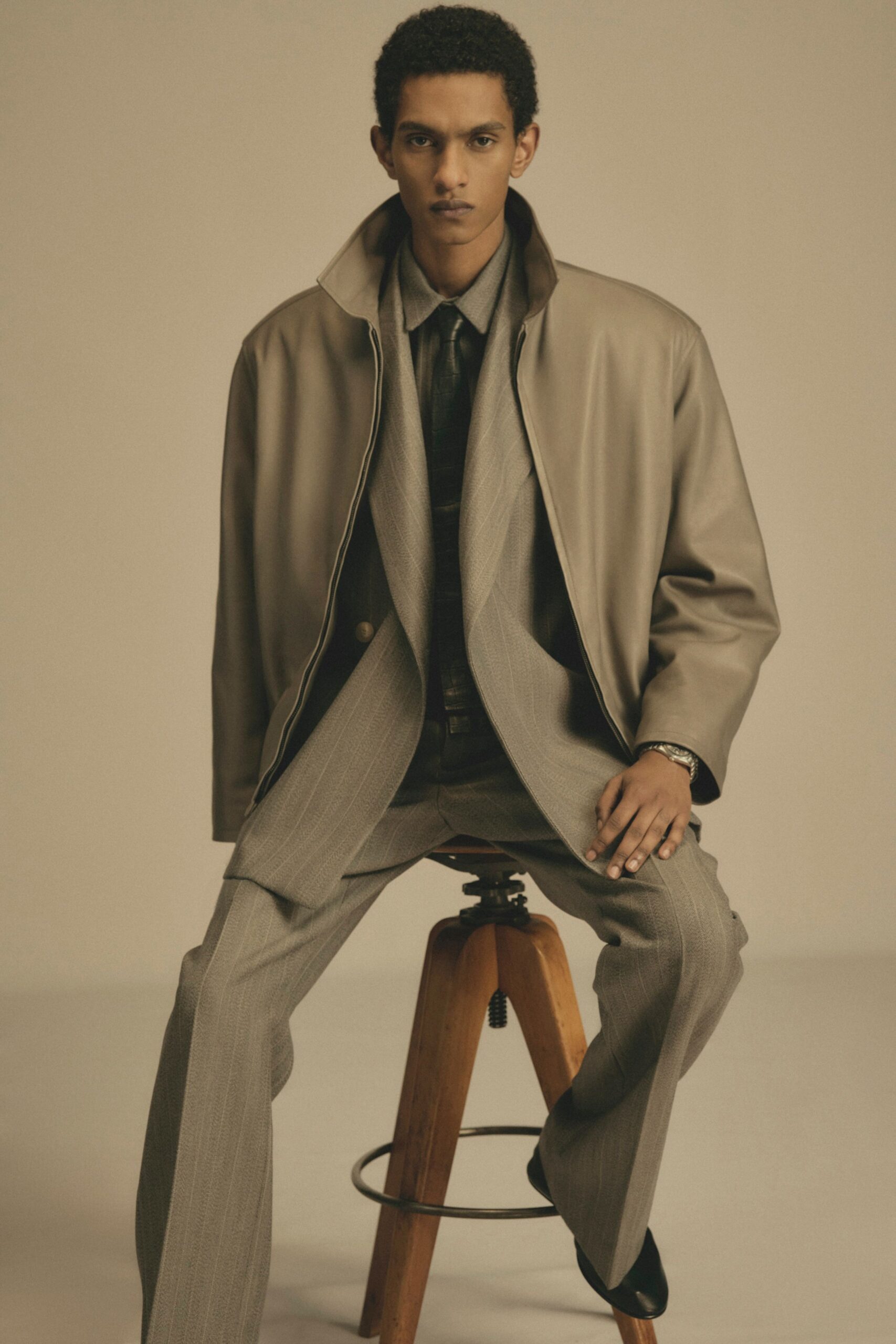 beige leather long-sleeve collared relaxed jacket