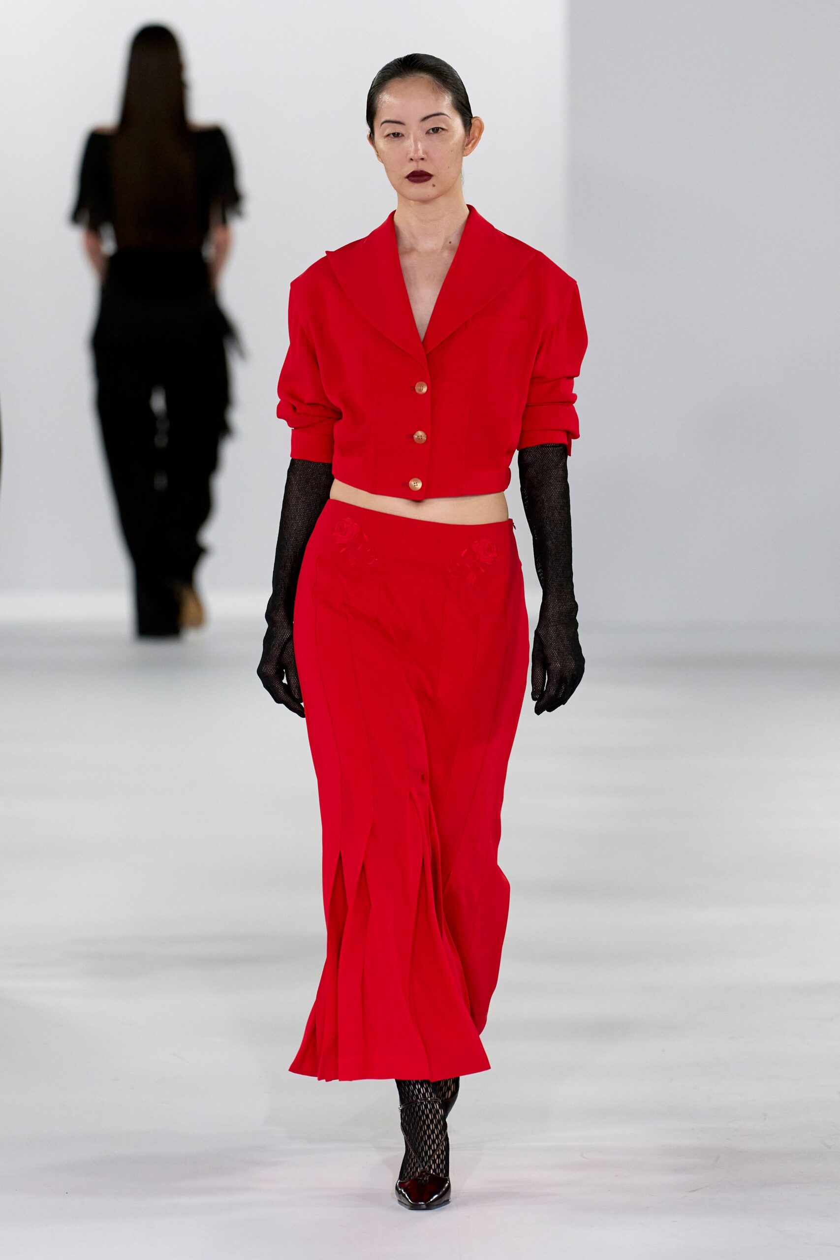 red long-sleeve collared fitted buttoned blazer
