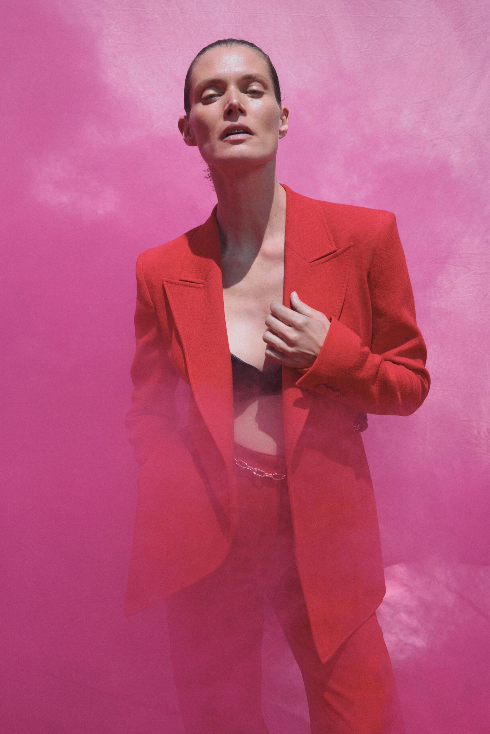 red wool long-sleeve collared tailored blazer
