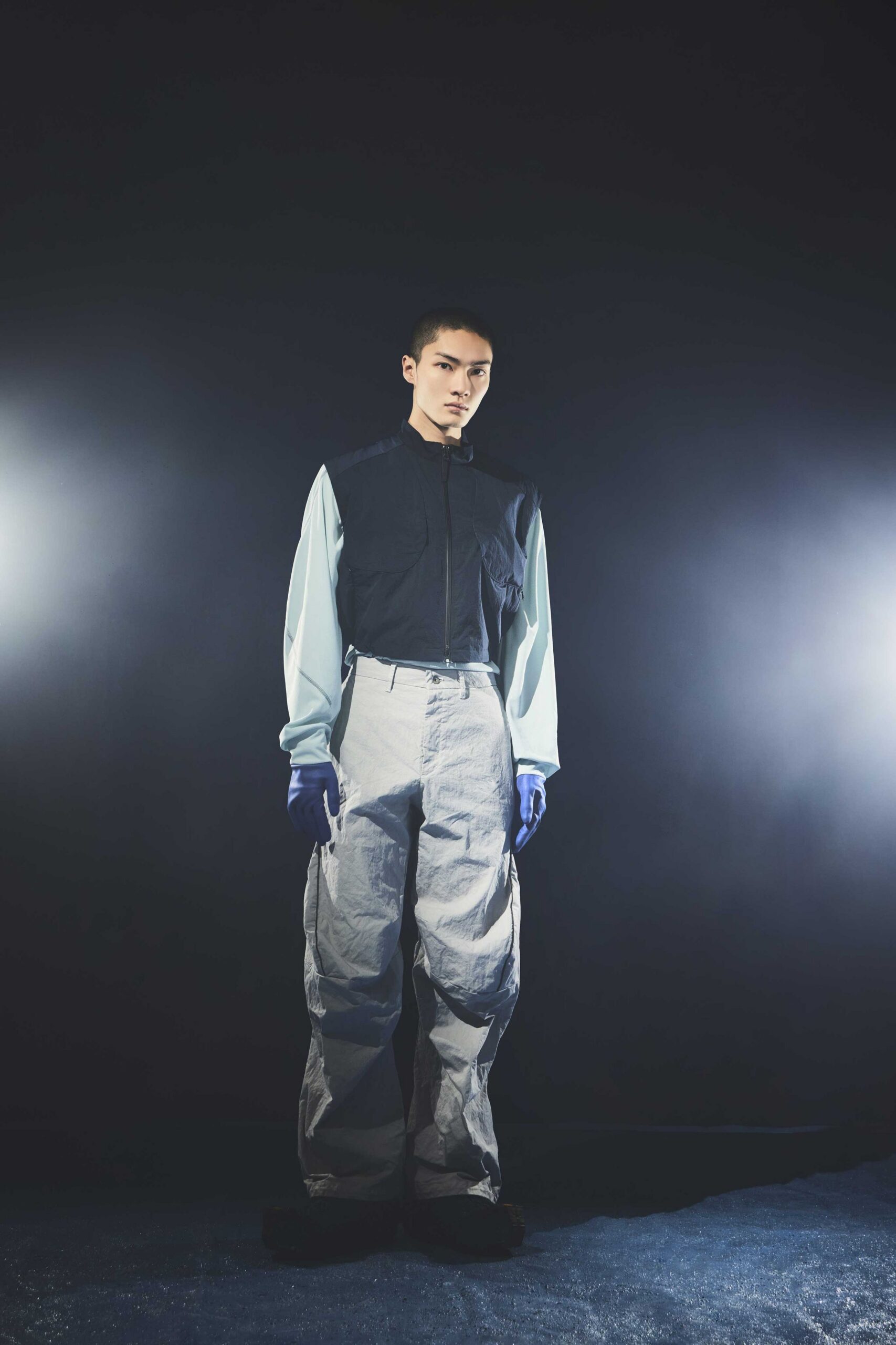 gray cotton relaxed cargo pants