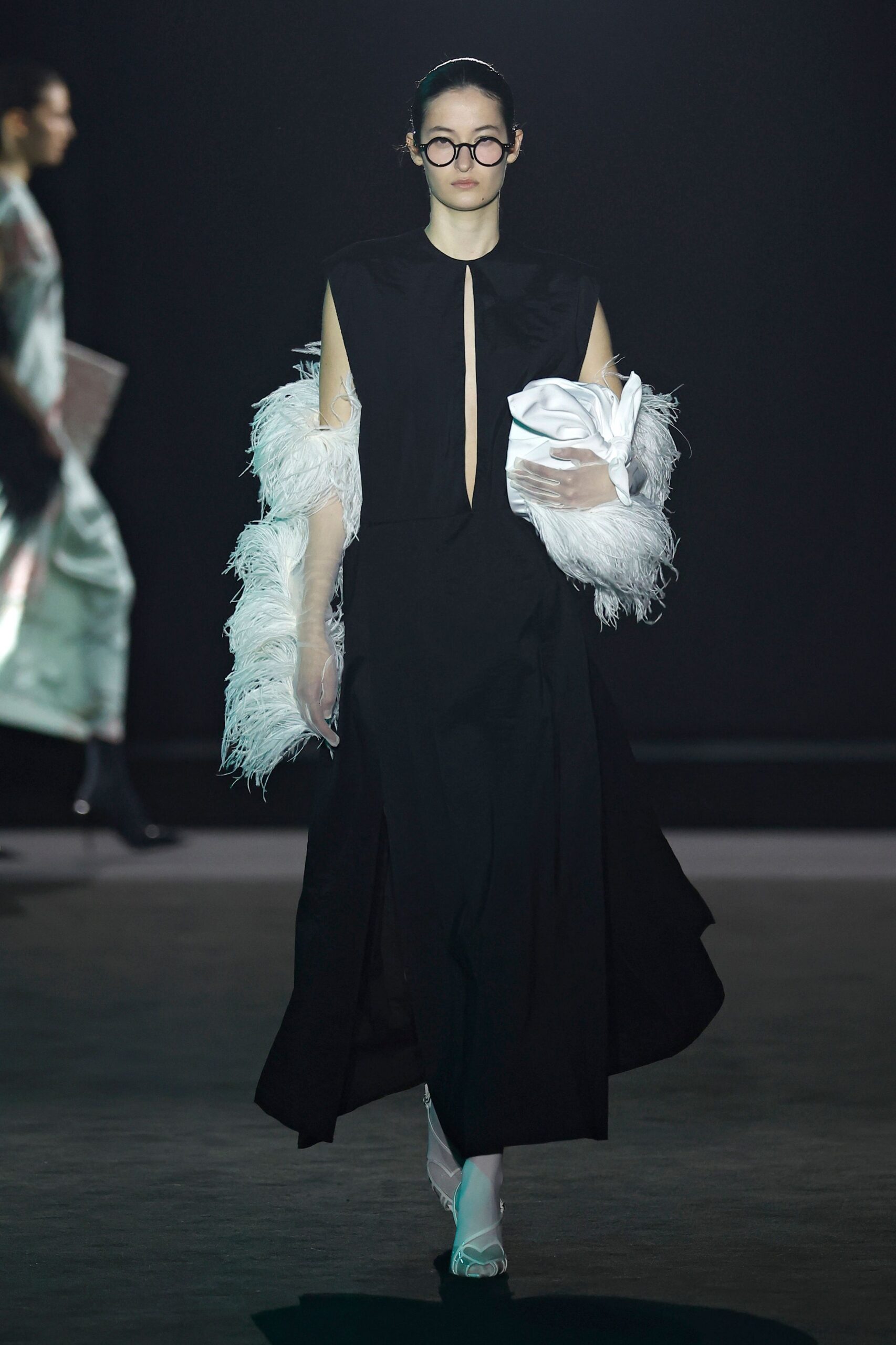 white feather relaxed cape