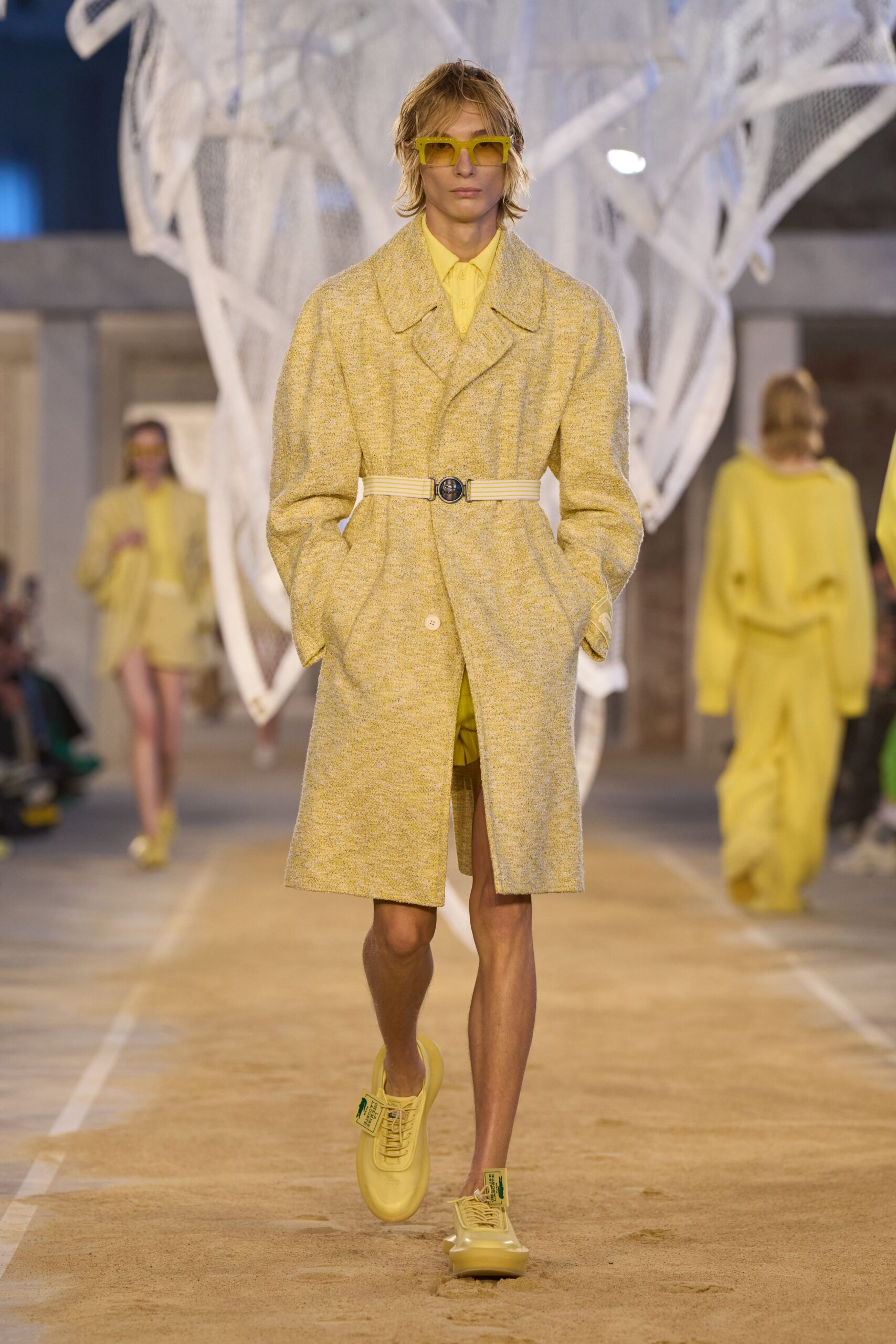 yellow cotton long-sleeve collared relaxed buttoned belted coat