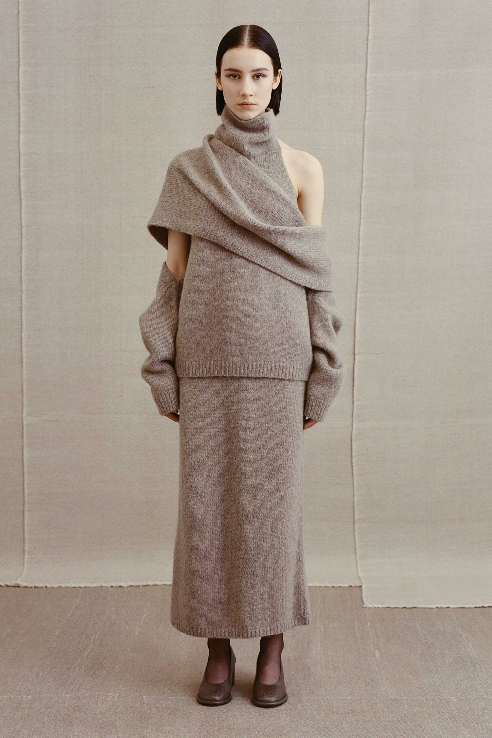 beige wool fitted straight-leg midi skirt