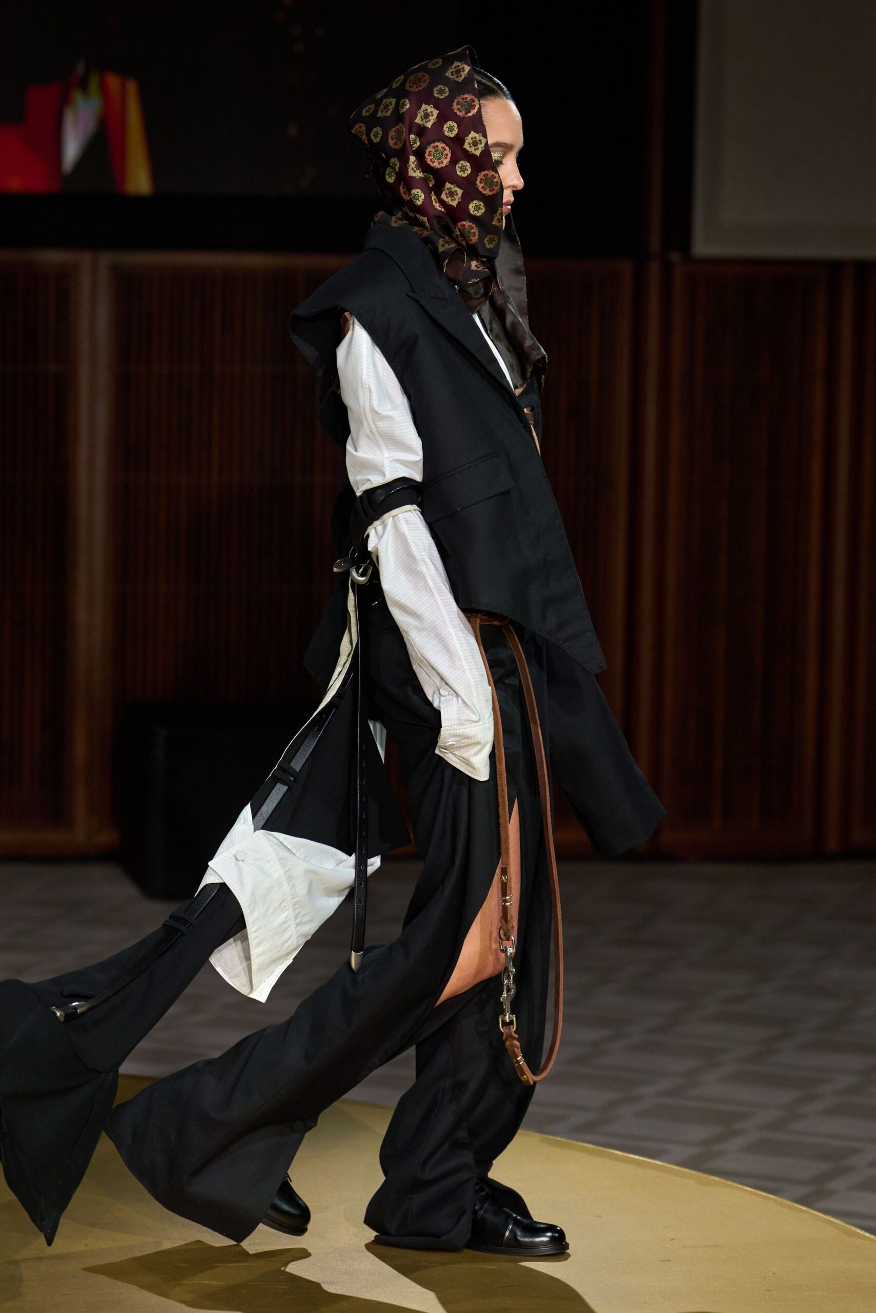 black cotton long-sleeve collared relaxed layered jacket