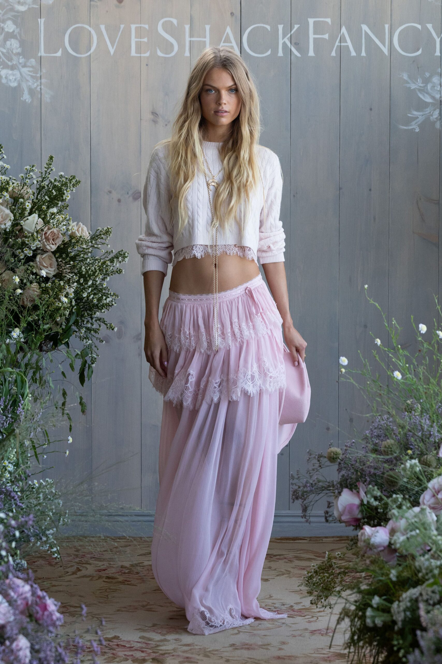 white cotton long-sleeve fitted ruffled cropped crop-top