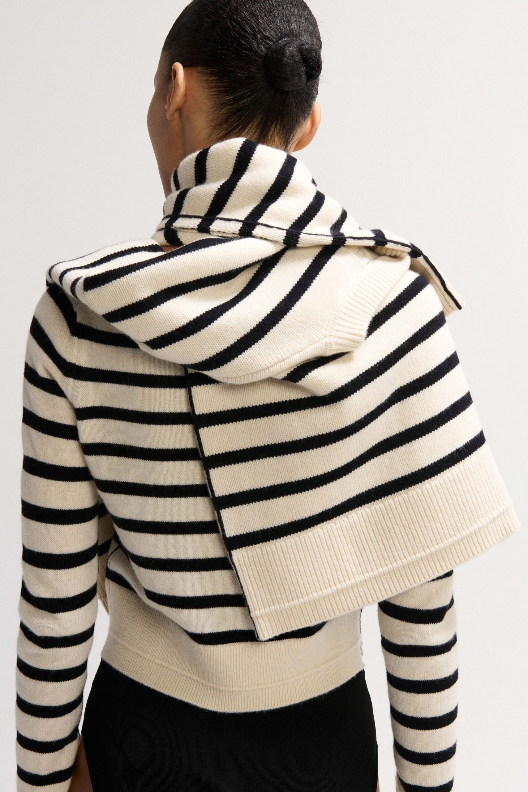 fitted striped hooded sweater