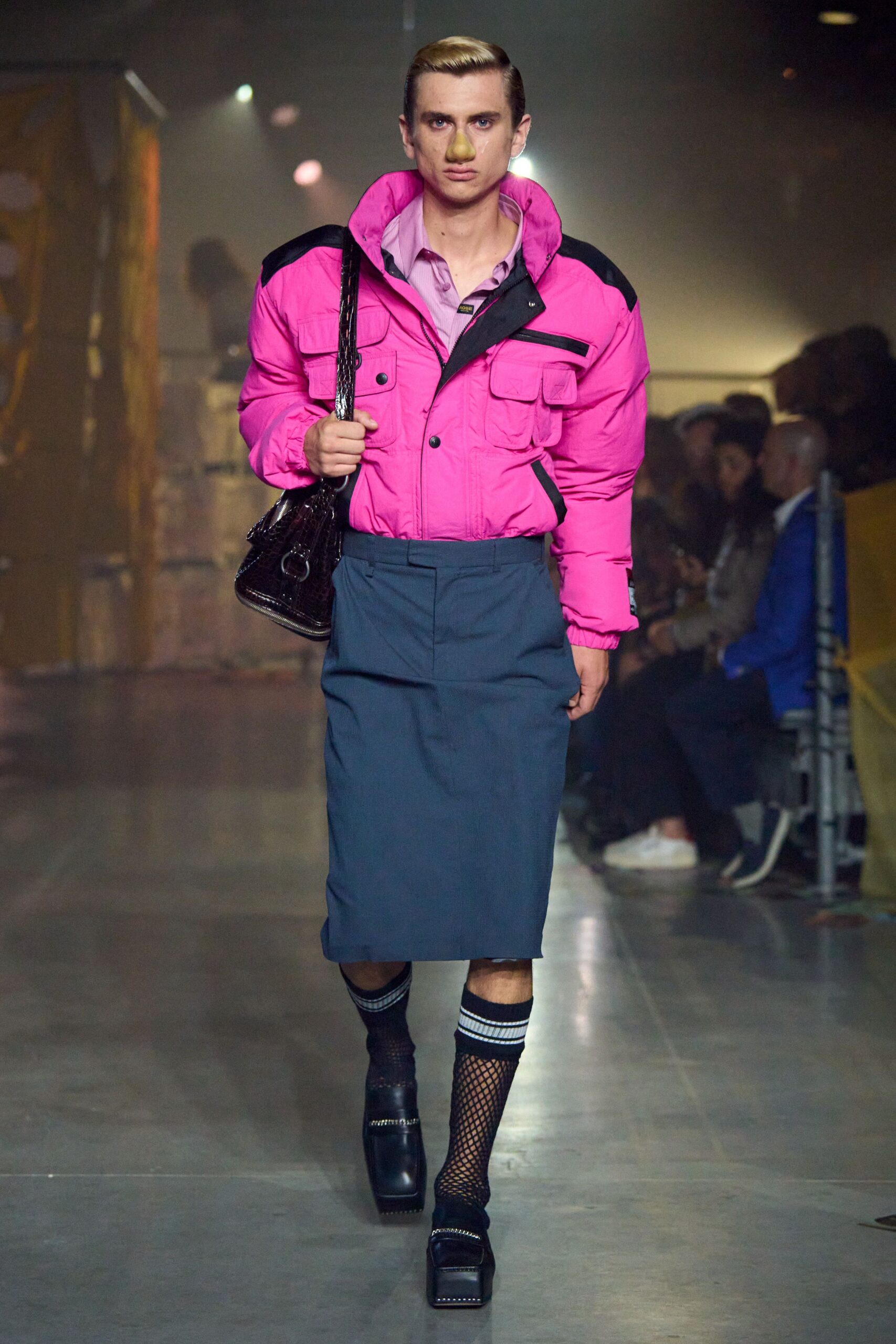 pink jersey long-sleeve collared oversized zippered jacket