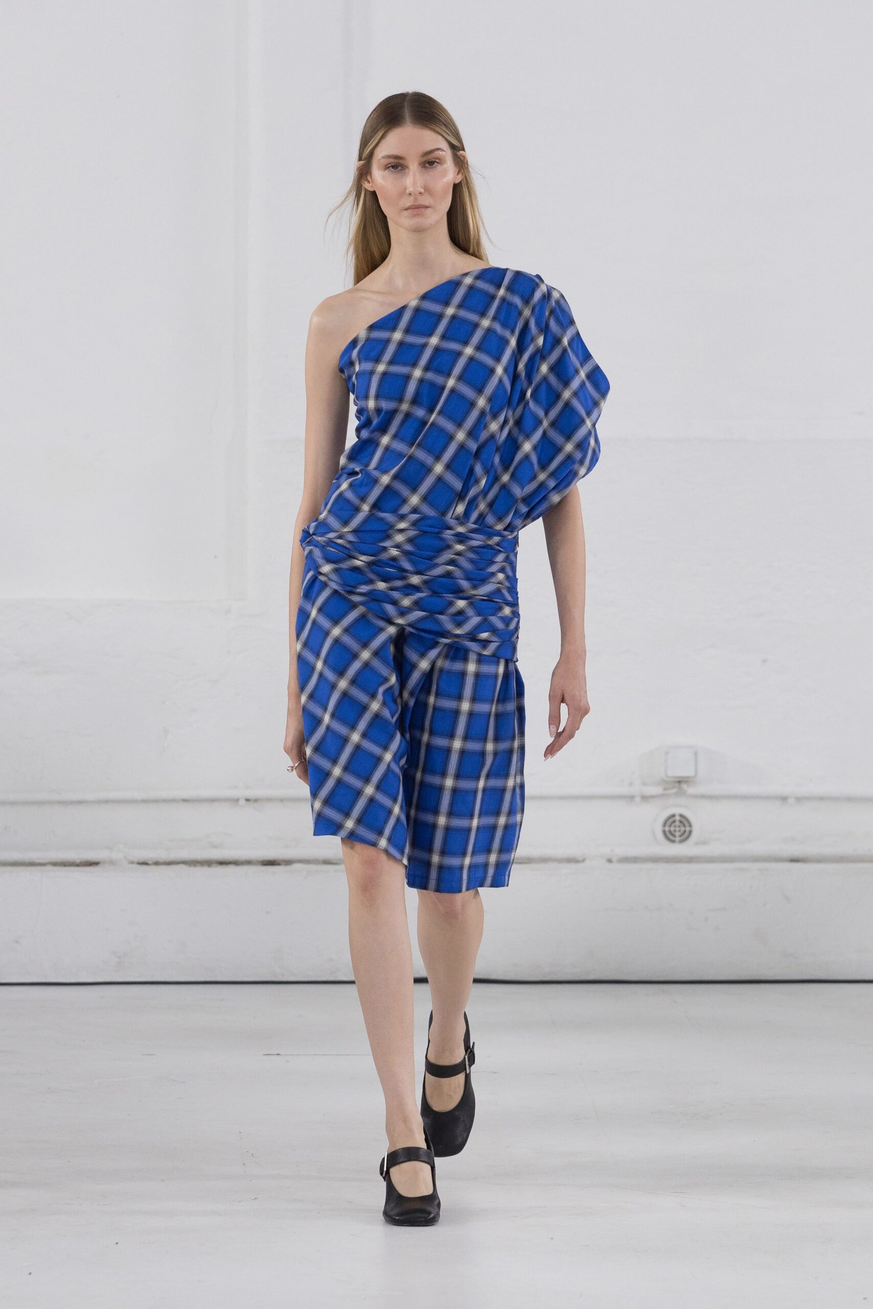 blue cotton sleeveless asymmetric fitted checked draped dress