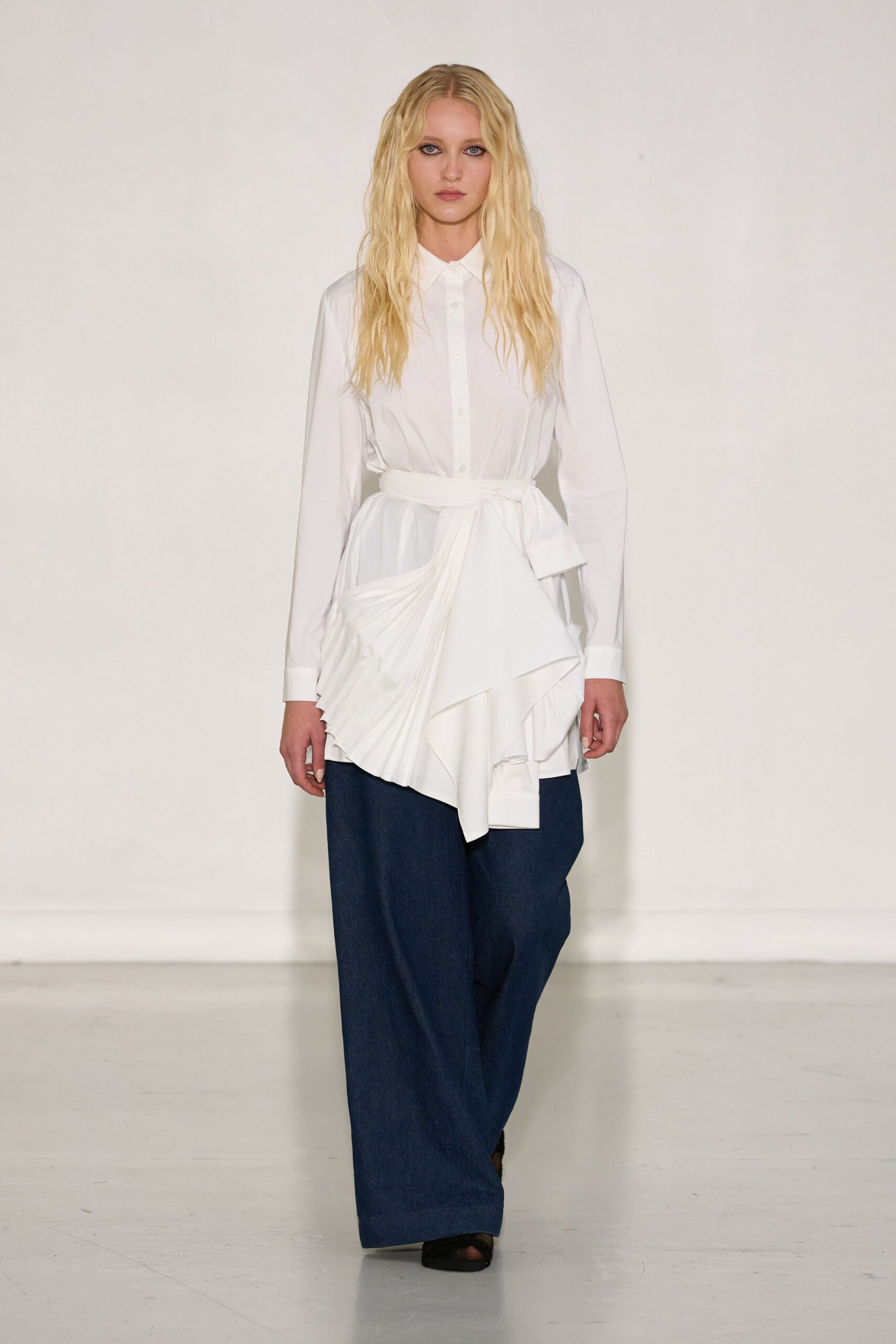 white relaxed shirt with pleats