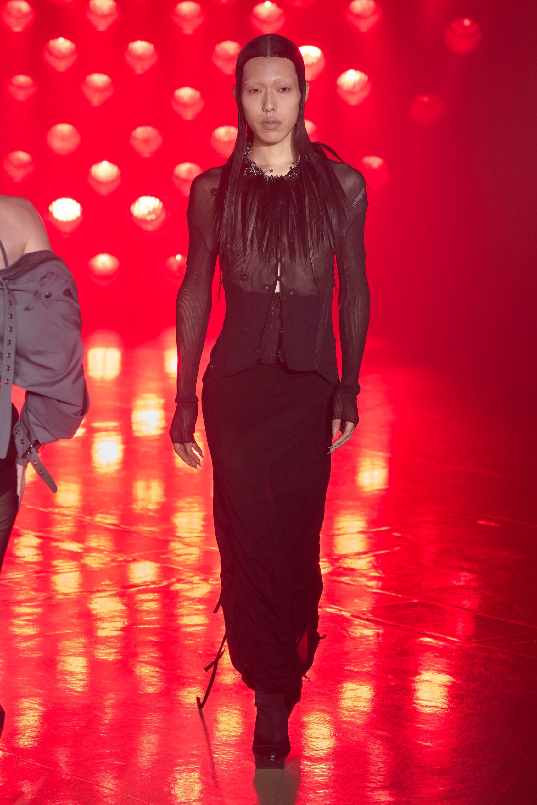 black silk long-sleeve collared structured pleated jacket