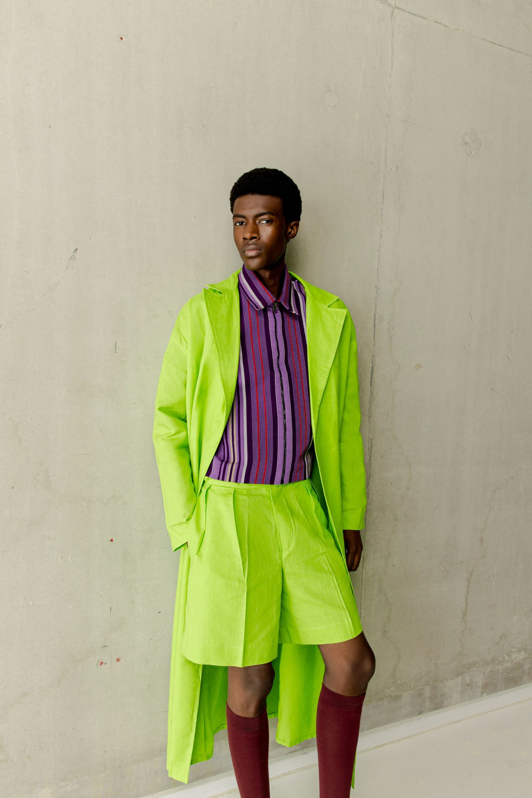 green cotton fitted pleated short shorts